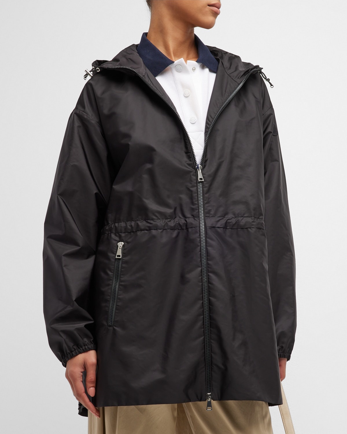 【美品】MONCLER wete ナイロンパーカ　黒12A MONCLER - モンクレール MONCLER ナイロン パーカー Wete フレア