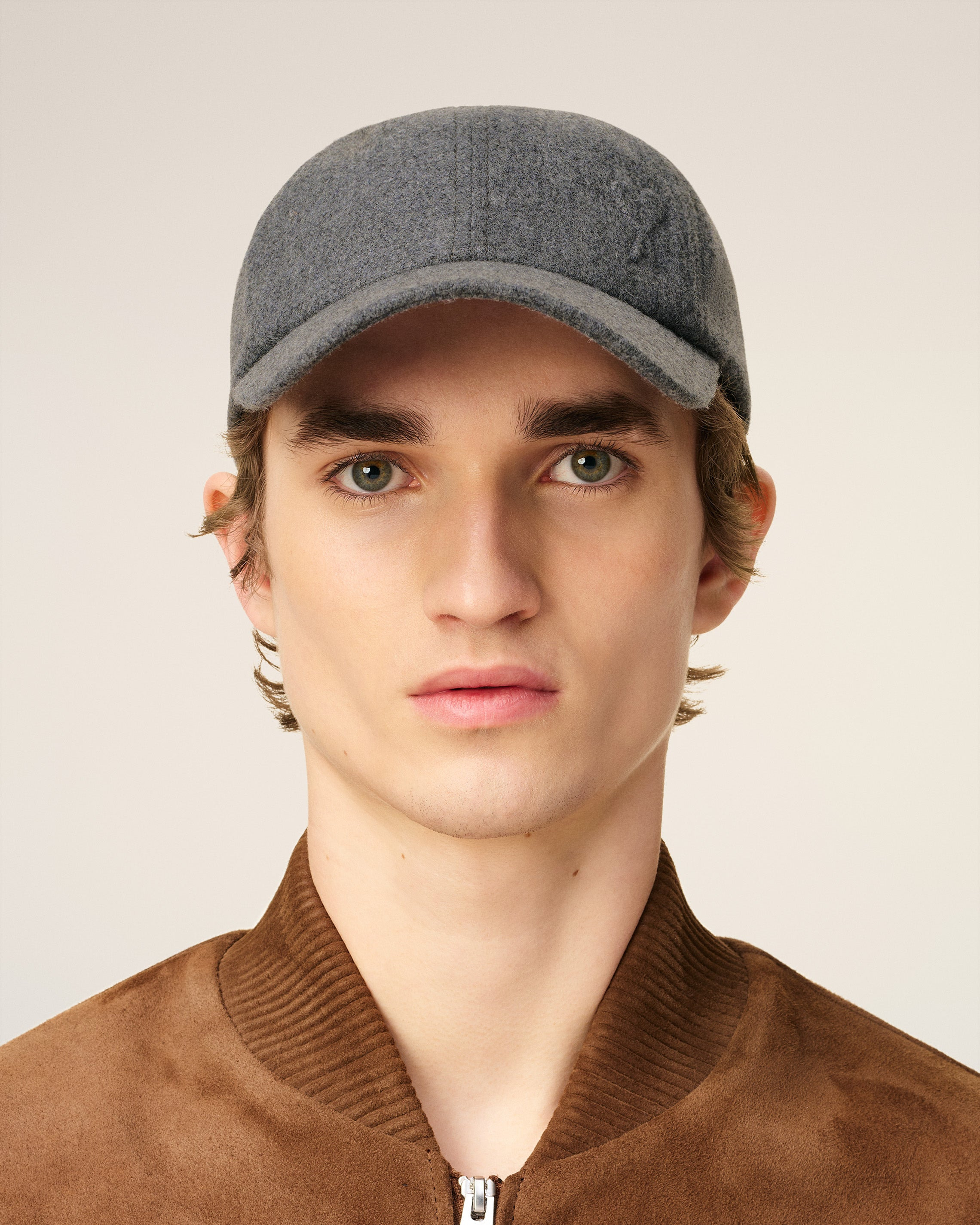 GREY COTTON EMBOSSED AMI DE COEUR CAP - 2