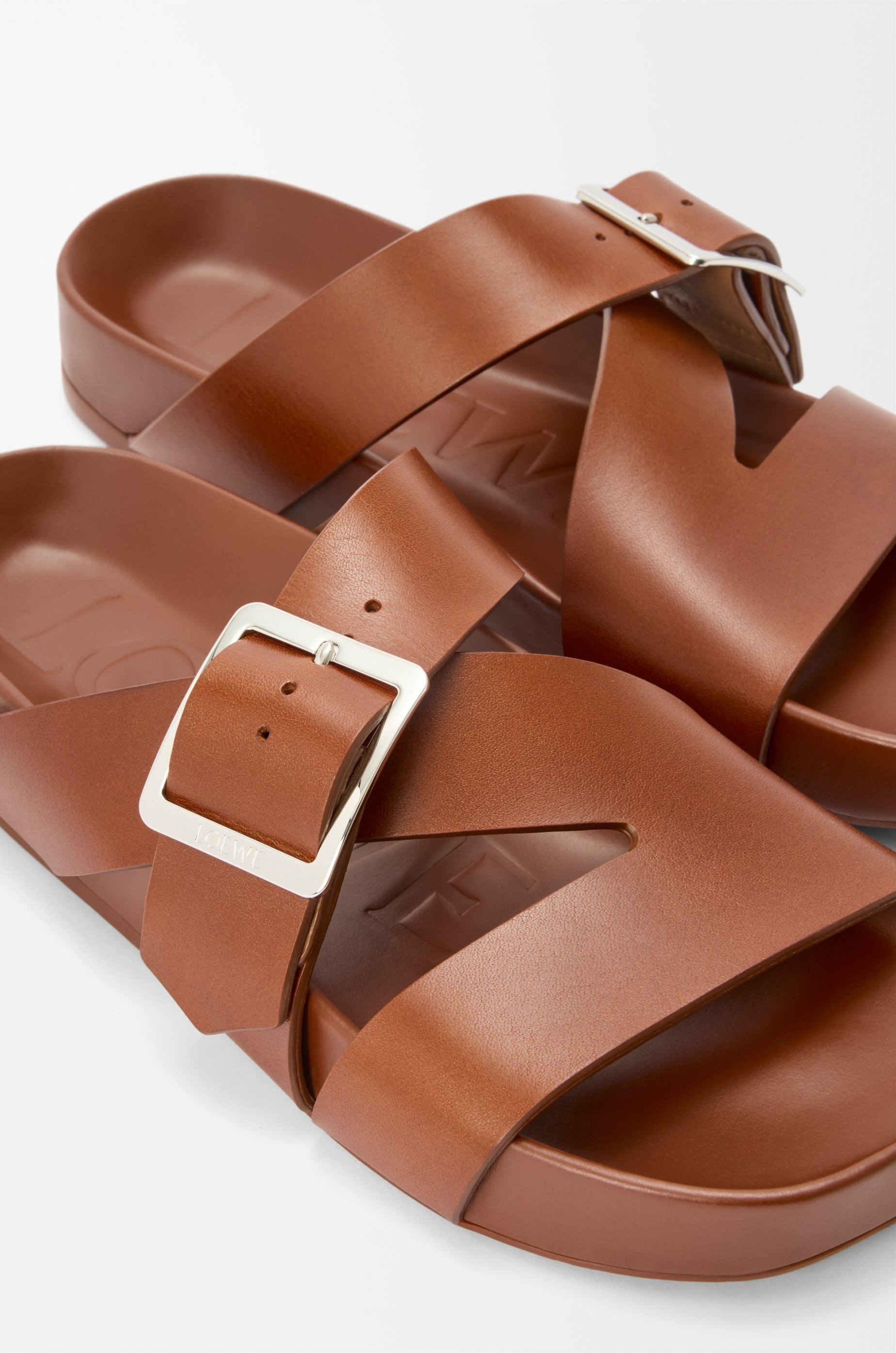 Ease Buckle slide in vegetable-tanned calfskin - 4