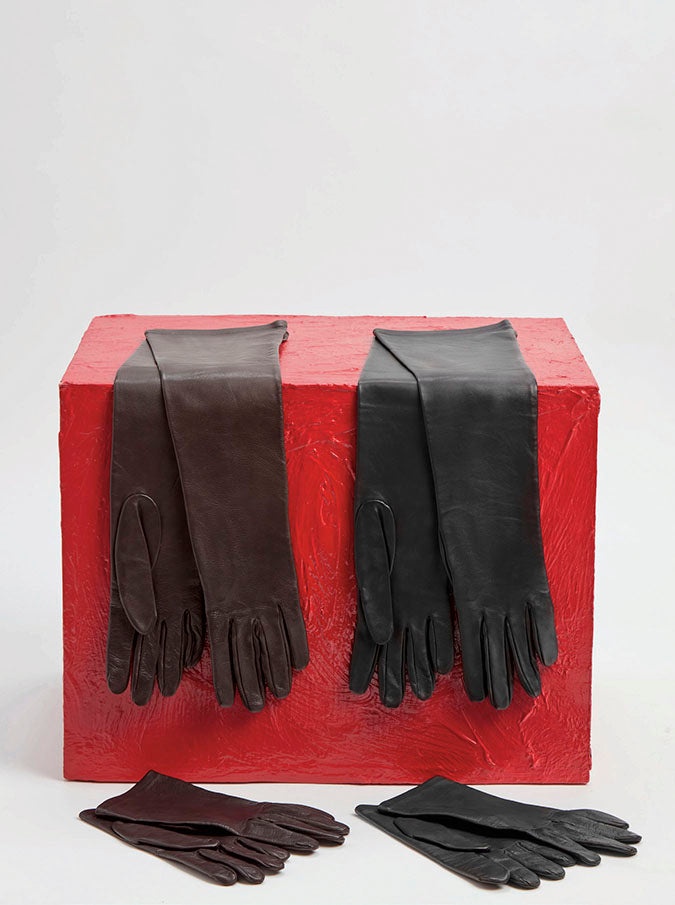 Wessex Short Gloves in Black Nappa Leather - 2