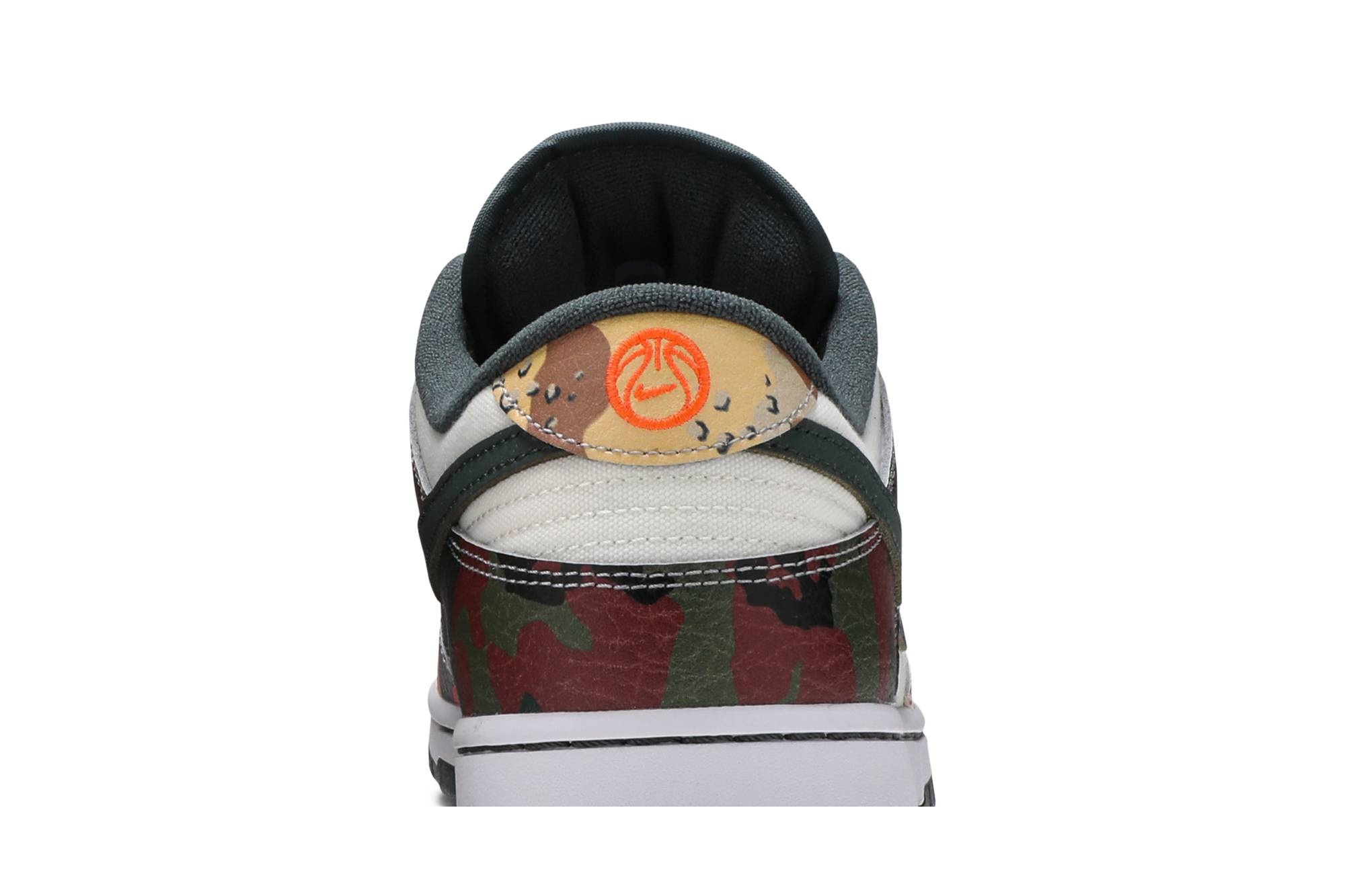 Dunk Low SE 'Sail Multi-Camo' - 7