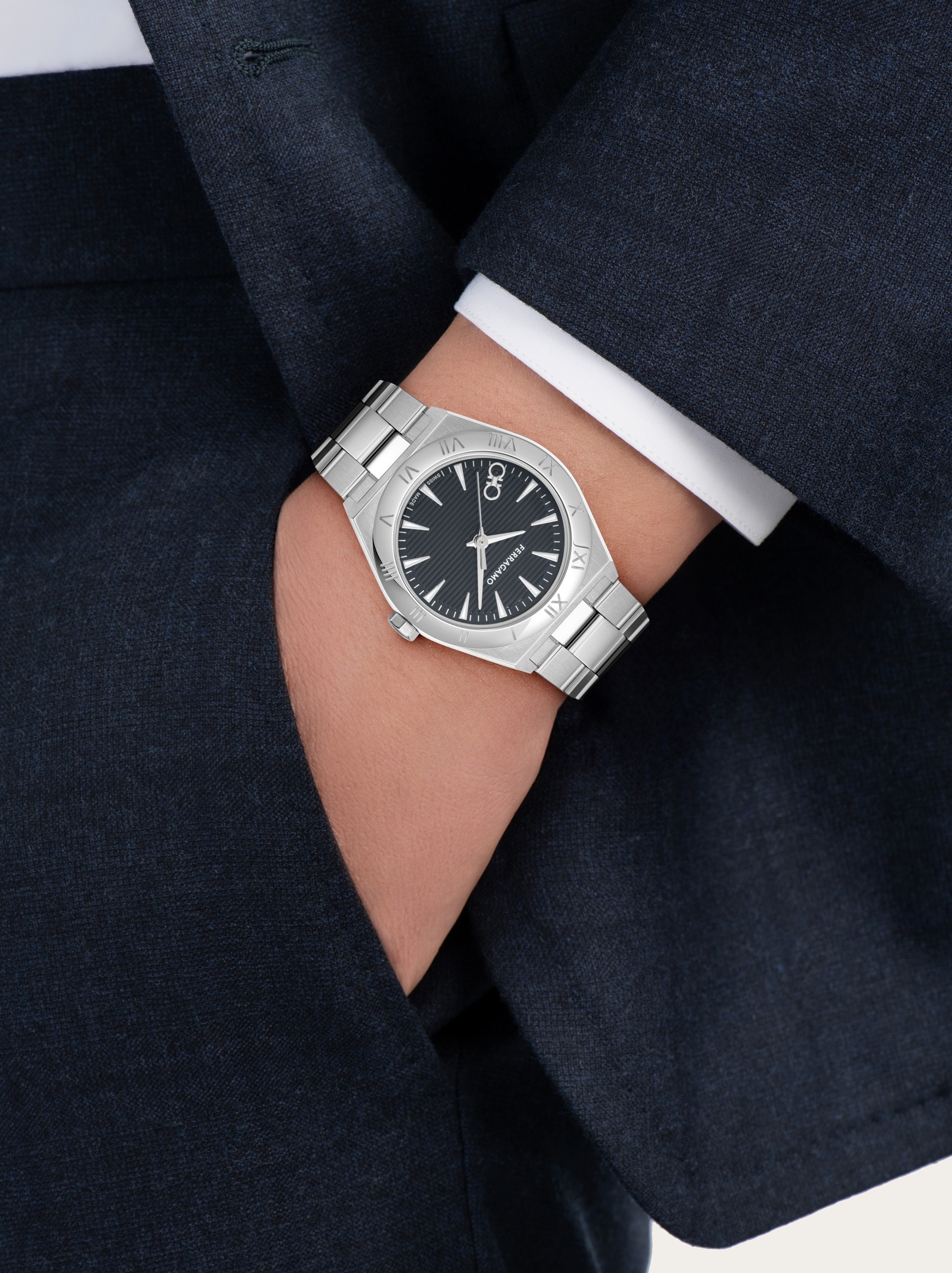 Vega Upper East  Watch - 4