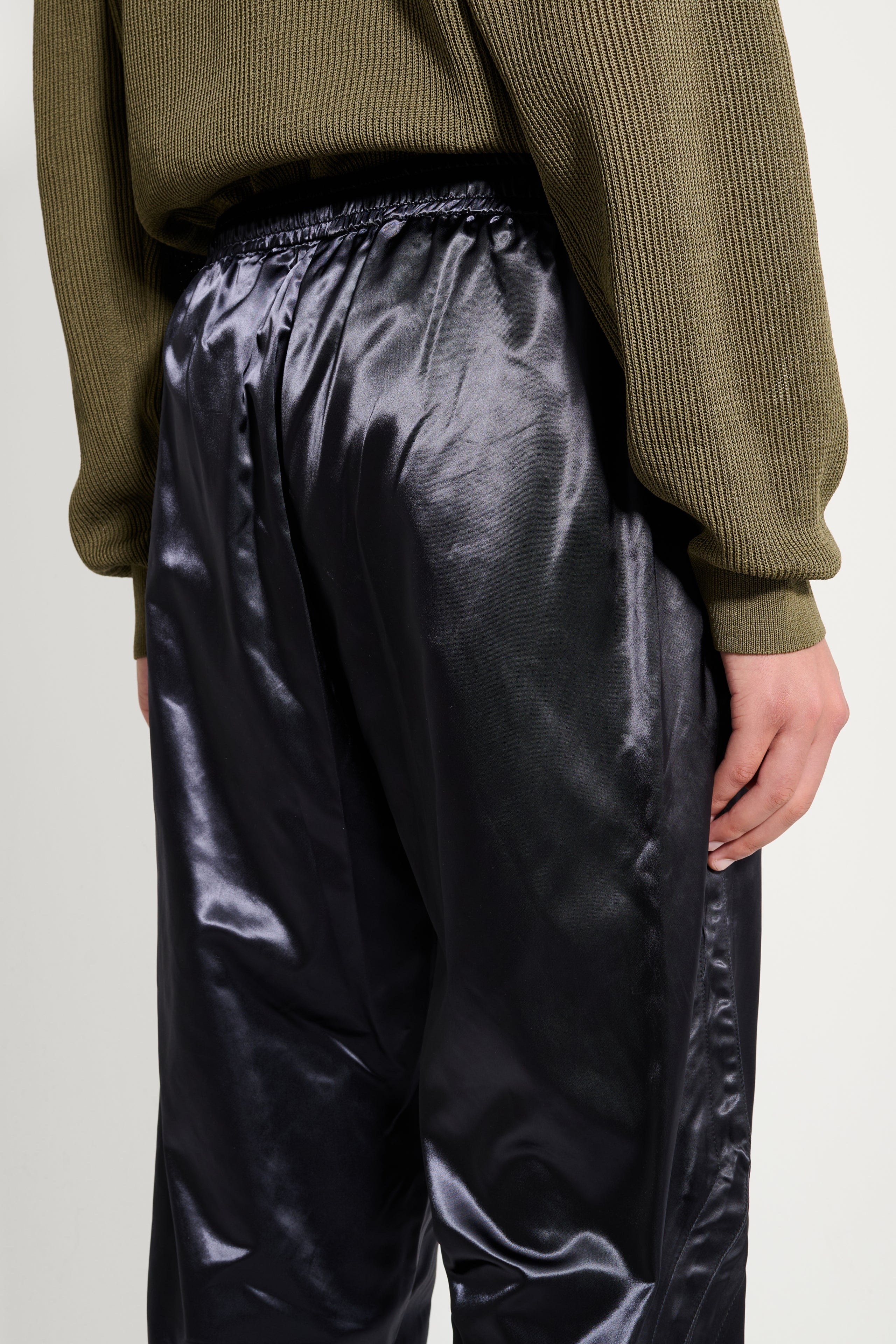 OLLY SHINDER WET LOOK NYLON SPLIT JOGGER BLACK - 5