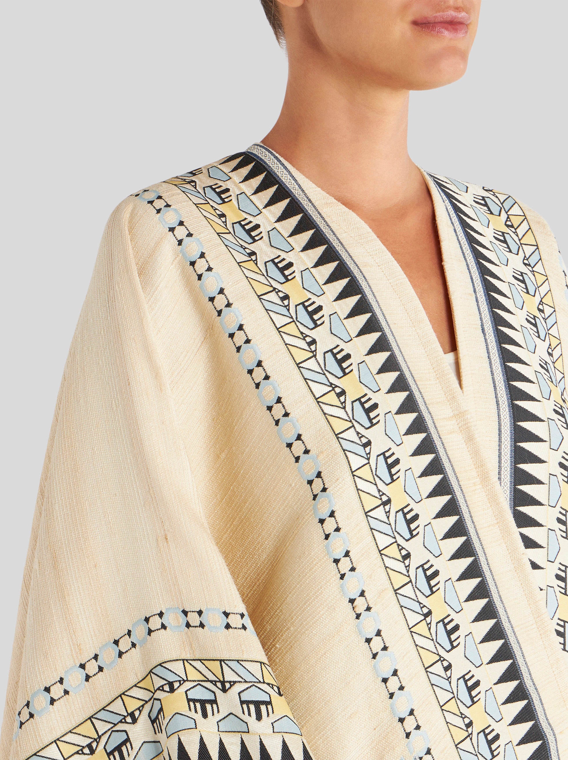 SCARF PRINT CAPE - 3