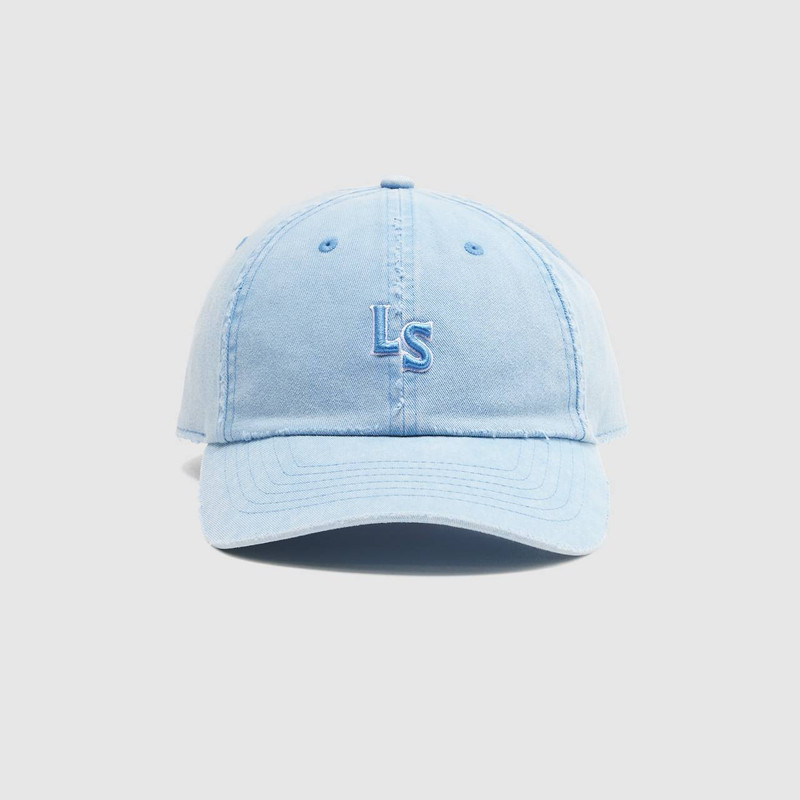 Levi's MONOGRAM HAT outlook