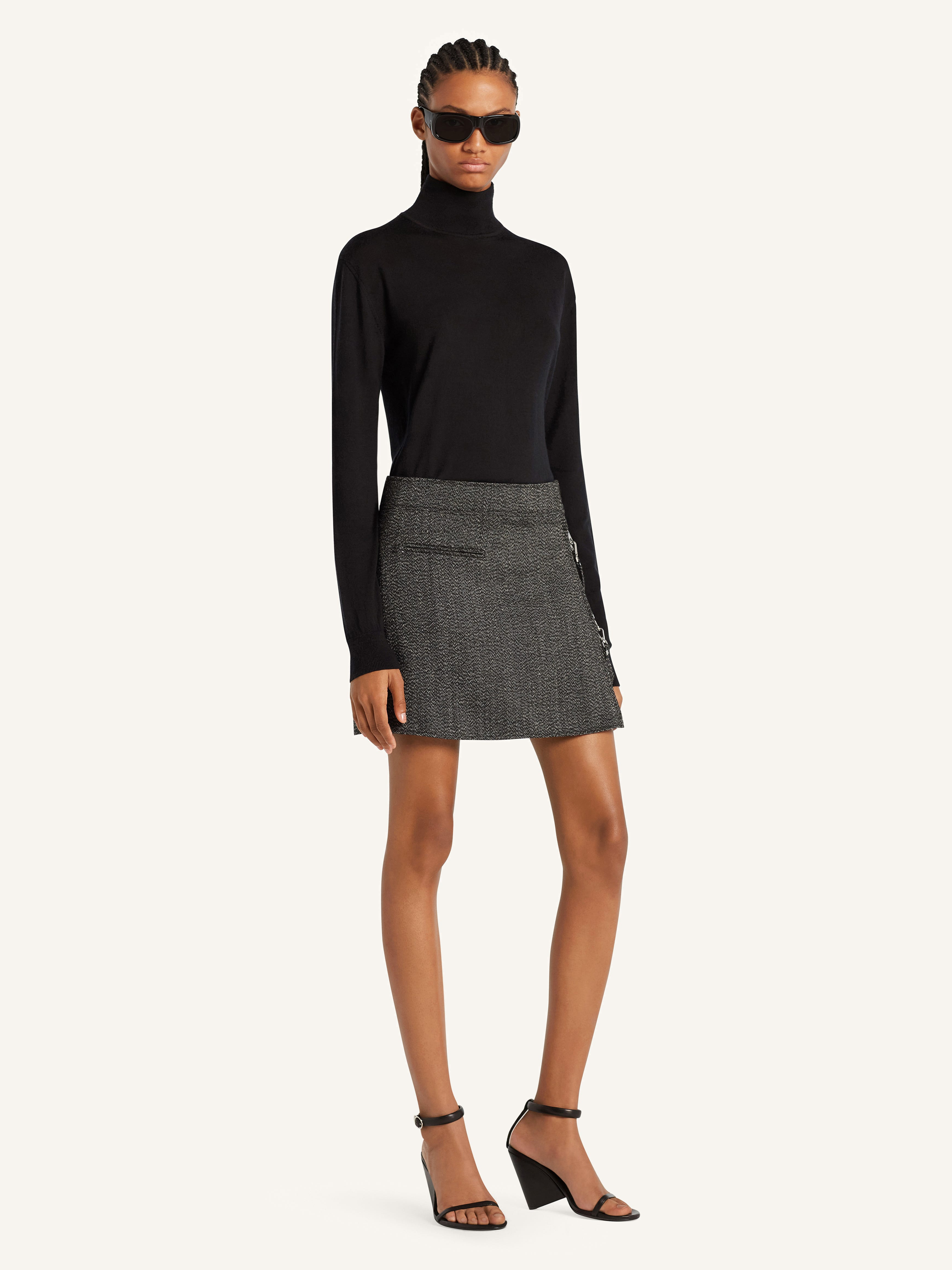 ZIPPED CAVIAR MINI SKIRT - 3