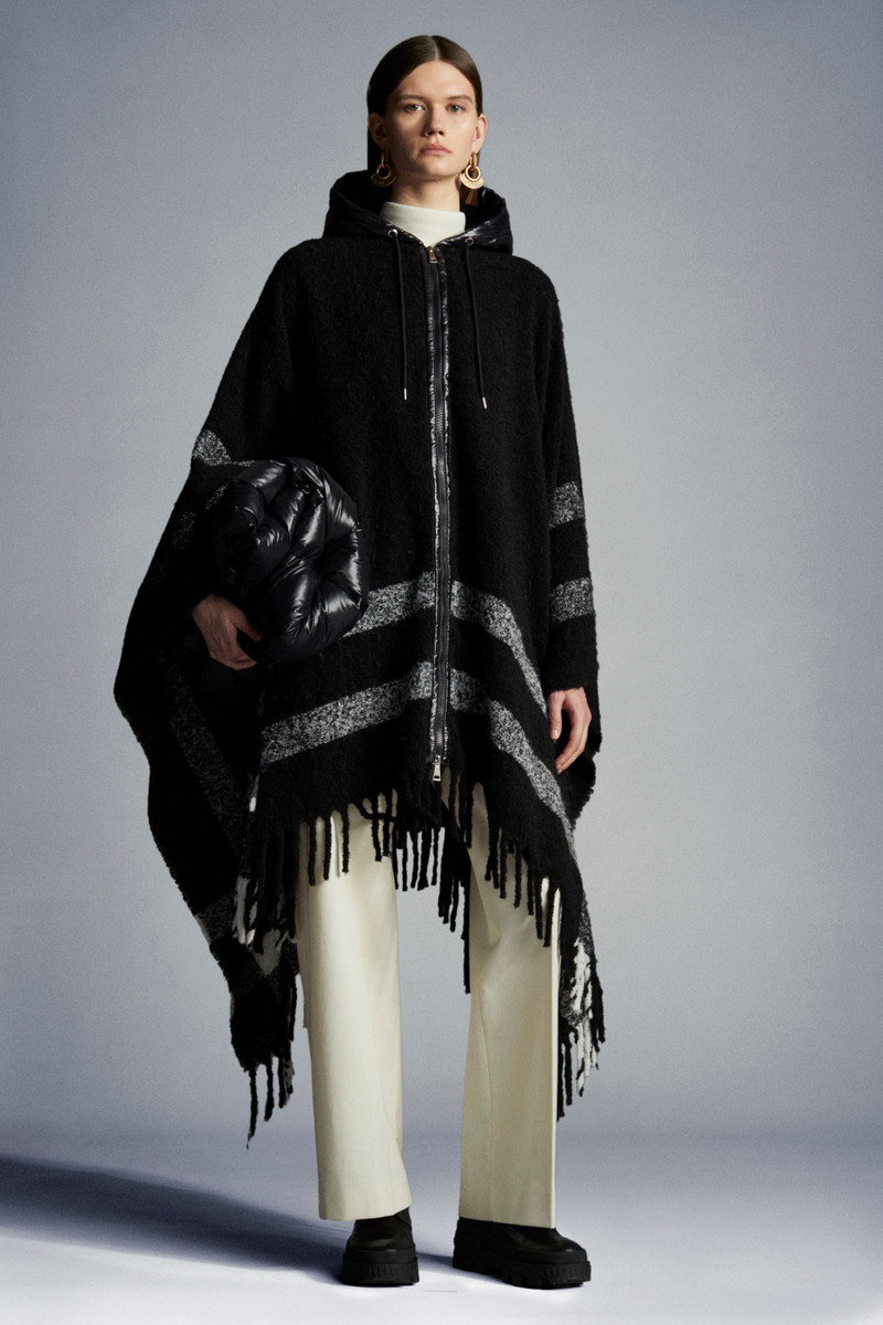 Moncler Hooded Cape outlook