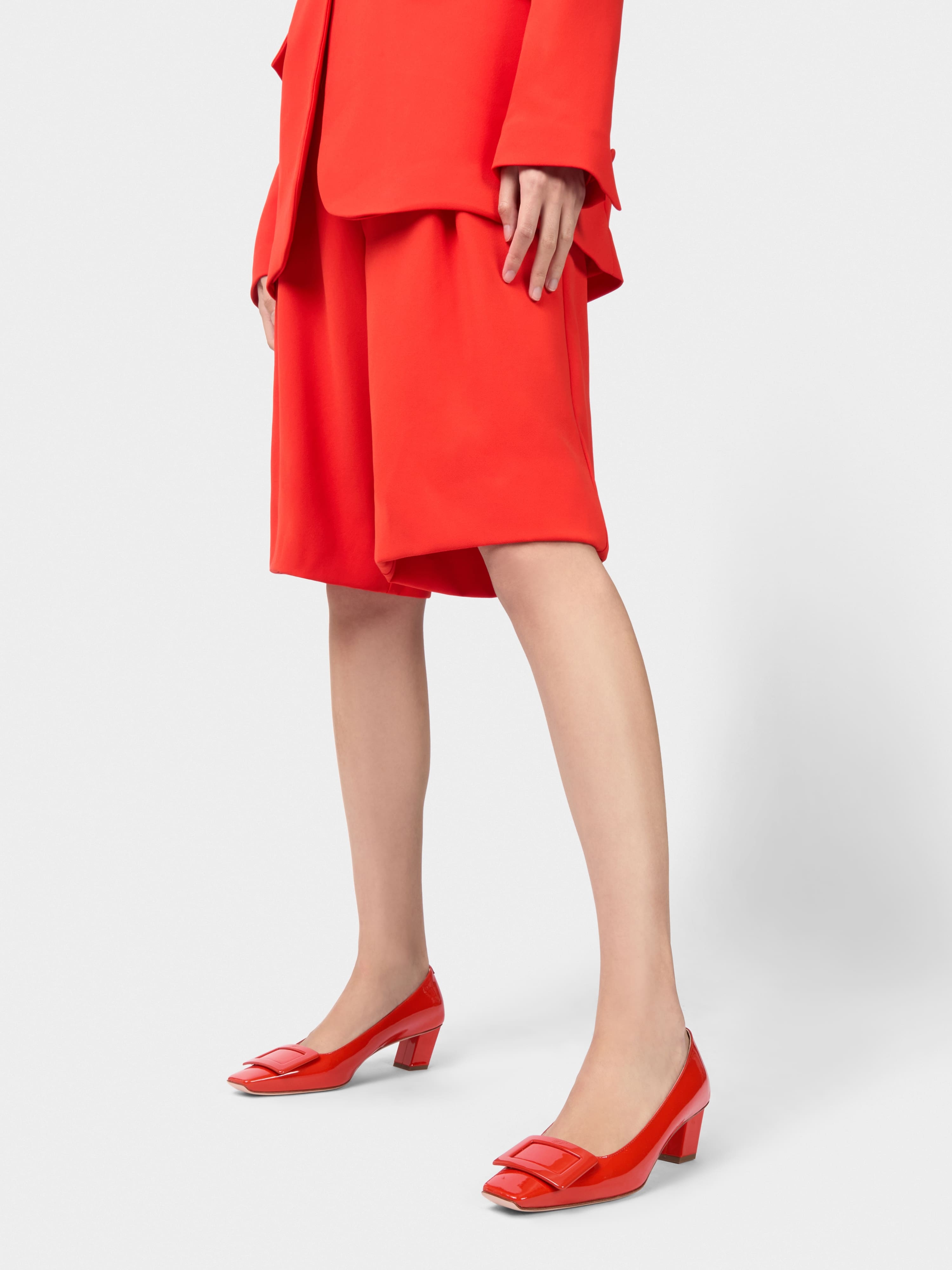 Belle Vivier Pumps in patent leather - 8