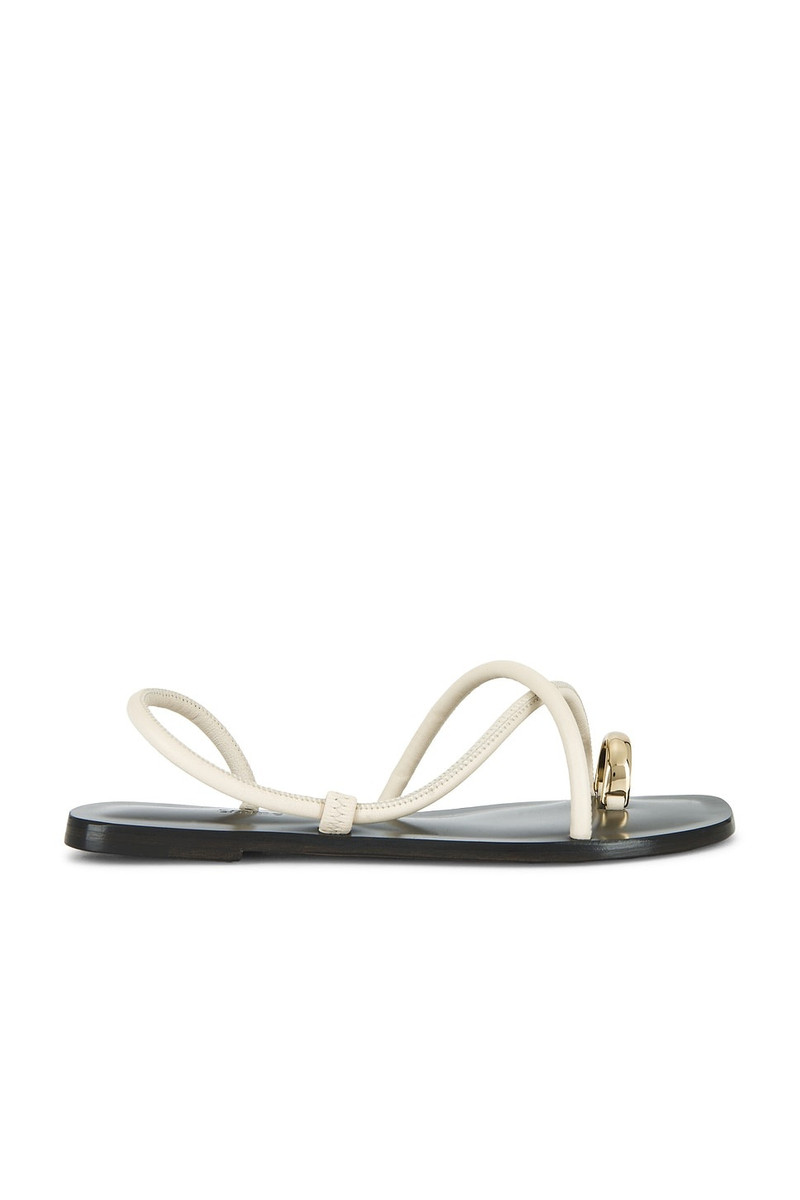 Laurie Flat 1