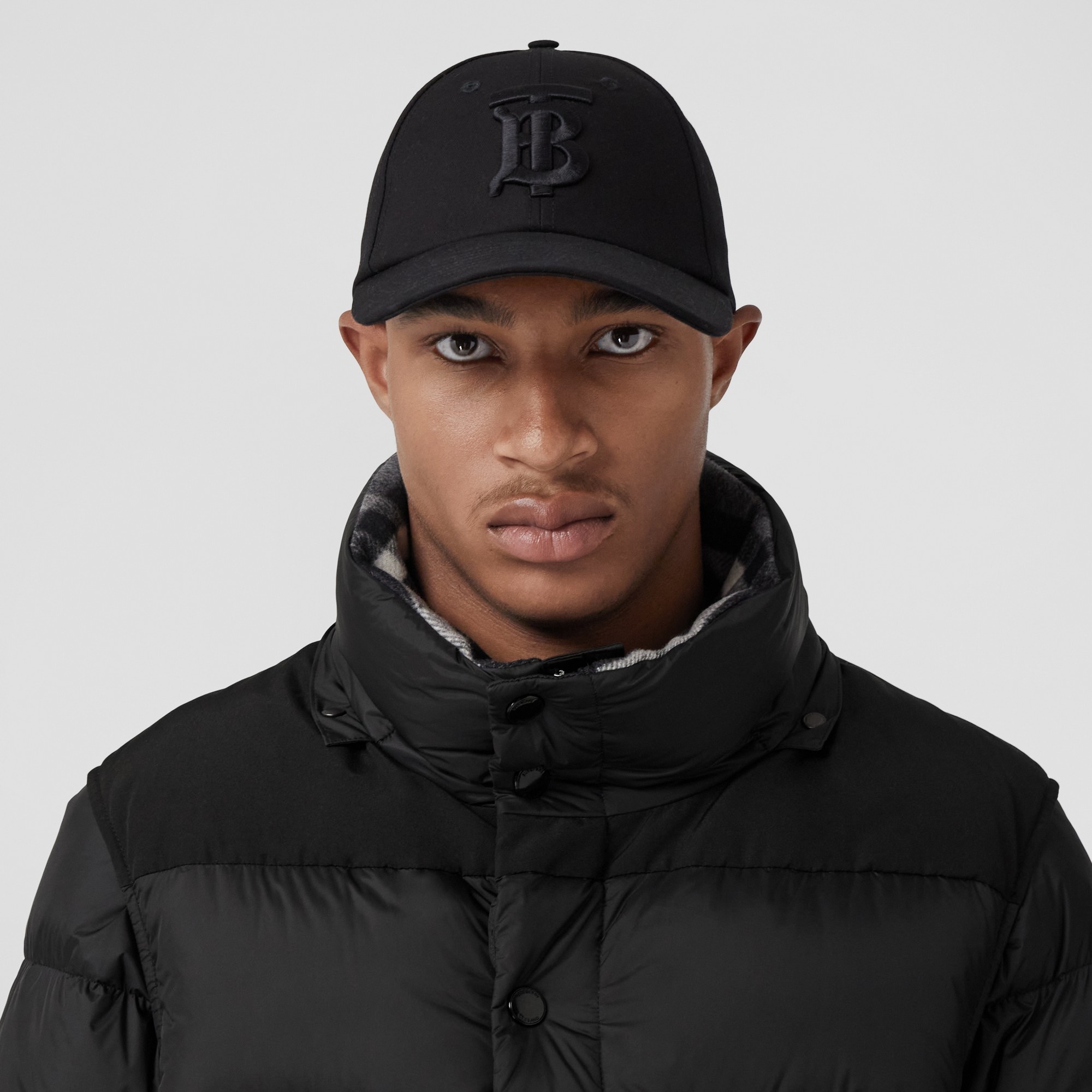 Detachable Sleeve Hooded Puffer Jacket - 6