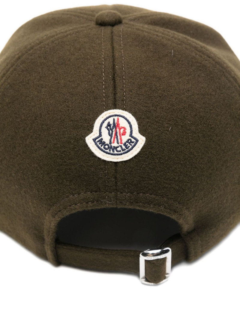 Moncler logo-embroidered baseball cap outlook