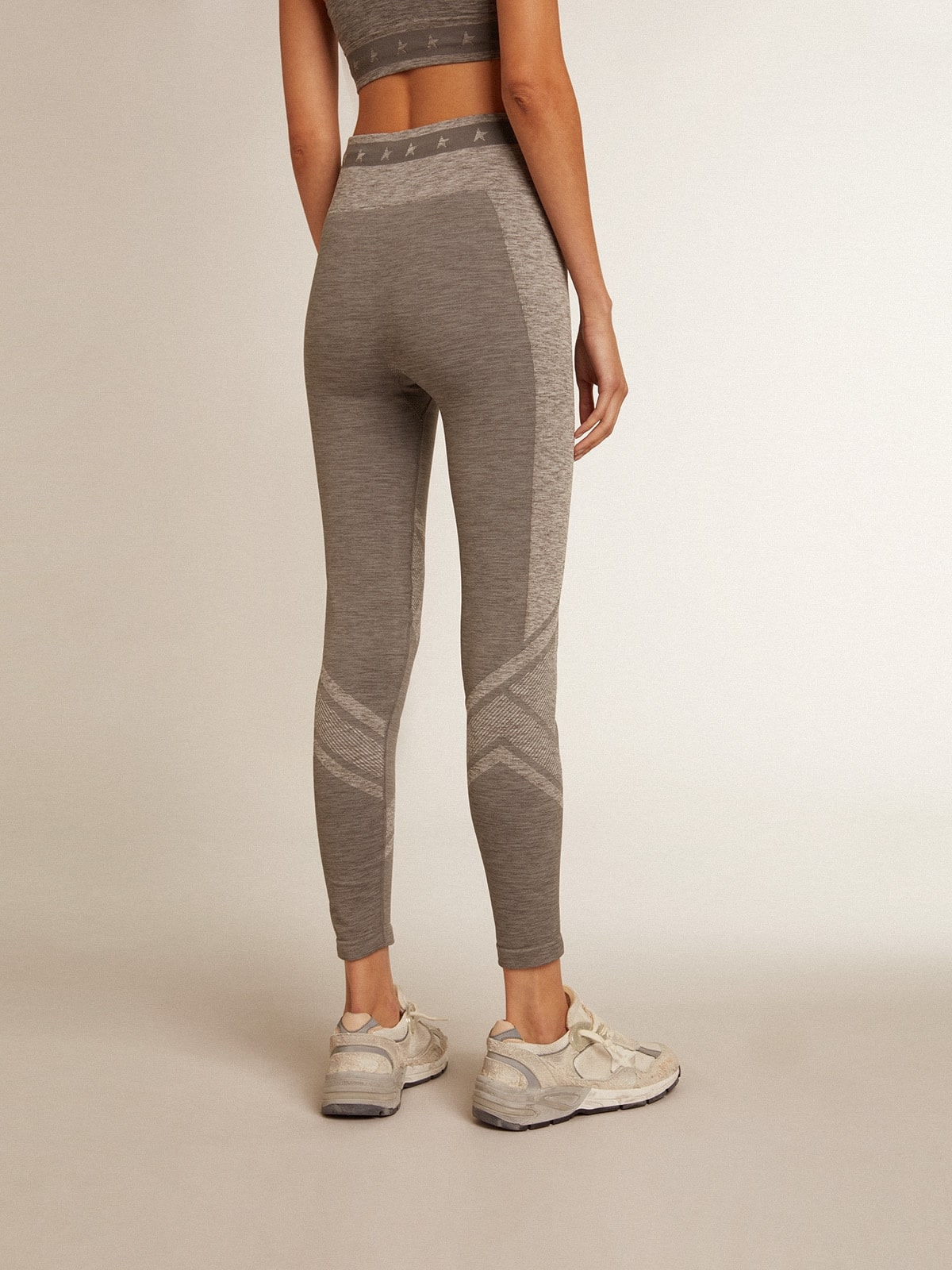 Women’s gray melange leggings with mixed stitching - 4