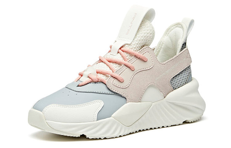 (WMNS) ANTA Life Series Sneakers 'White Pink Blue' 922018803-1 - 3