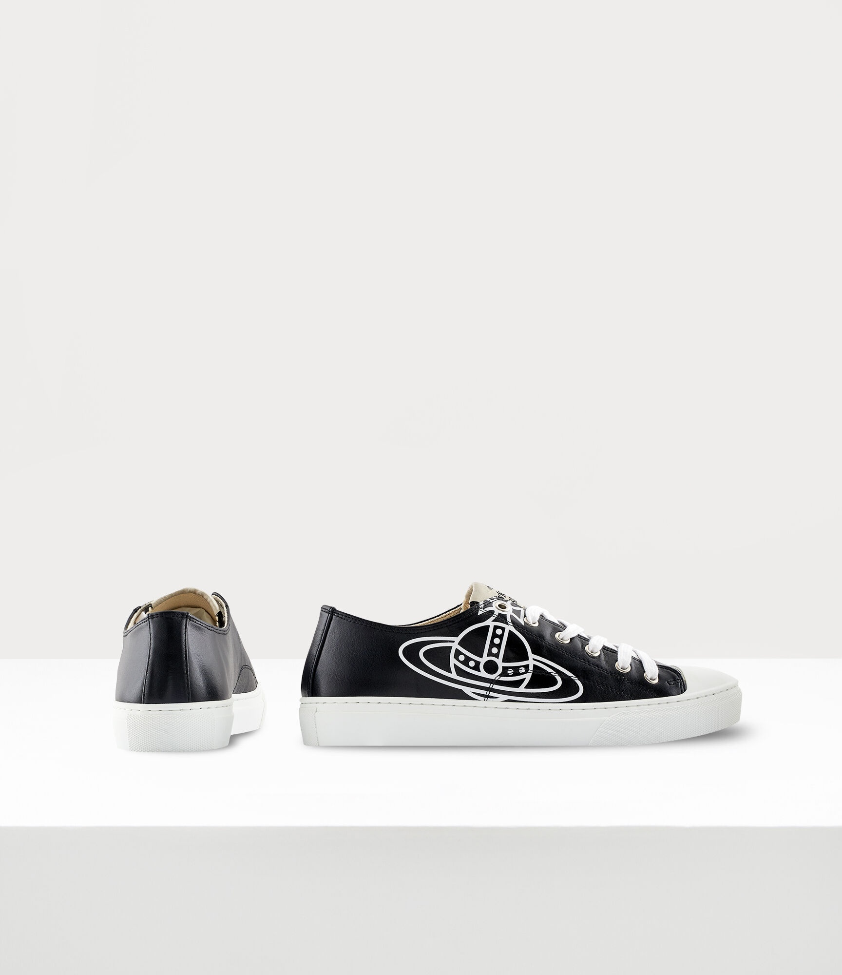 Vivienne Westwood★Plimsoll Low Top 2.0 スニーカー 送関込み VIVIENNE WESTWOOD PLIMSOLL LOW TOP 2.0 | Black Men's