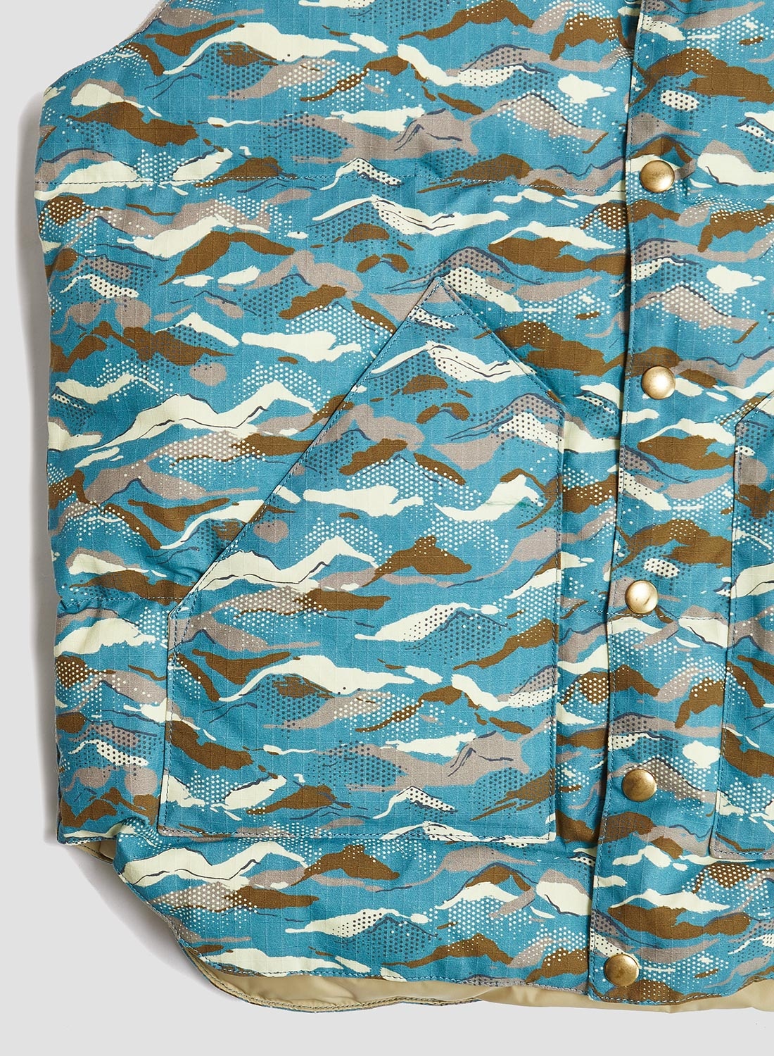 Rocky Mountain Featherbed x Nigel Cabourn Down Vest Mountain Camo in Blue - 6