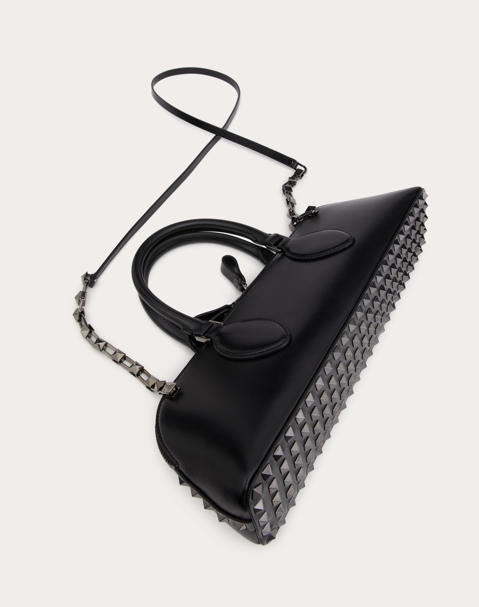 ROCKSTUD E/W CALFSKIN HANDBAG - 5