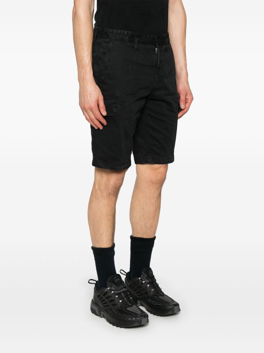 Compass-badge shorts - 3