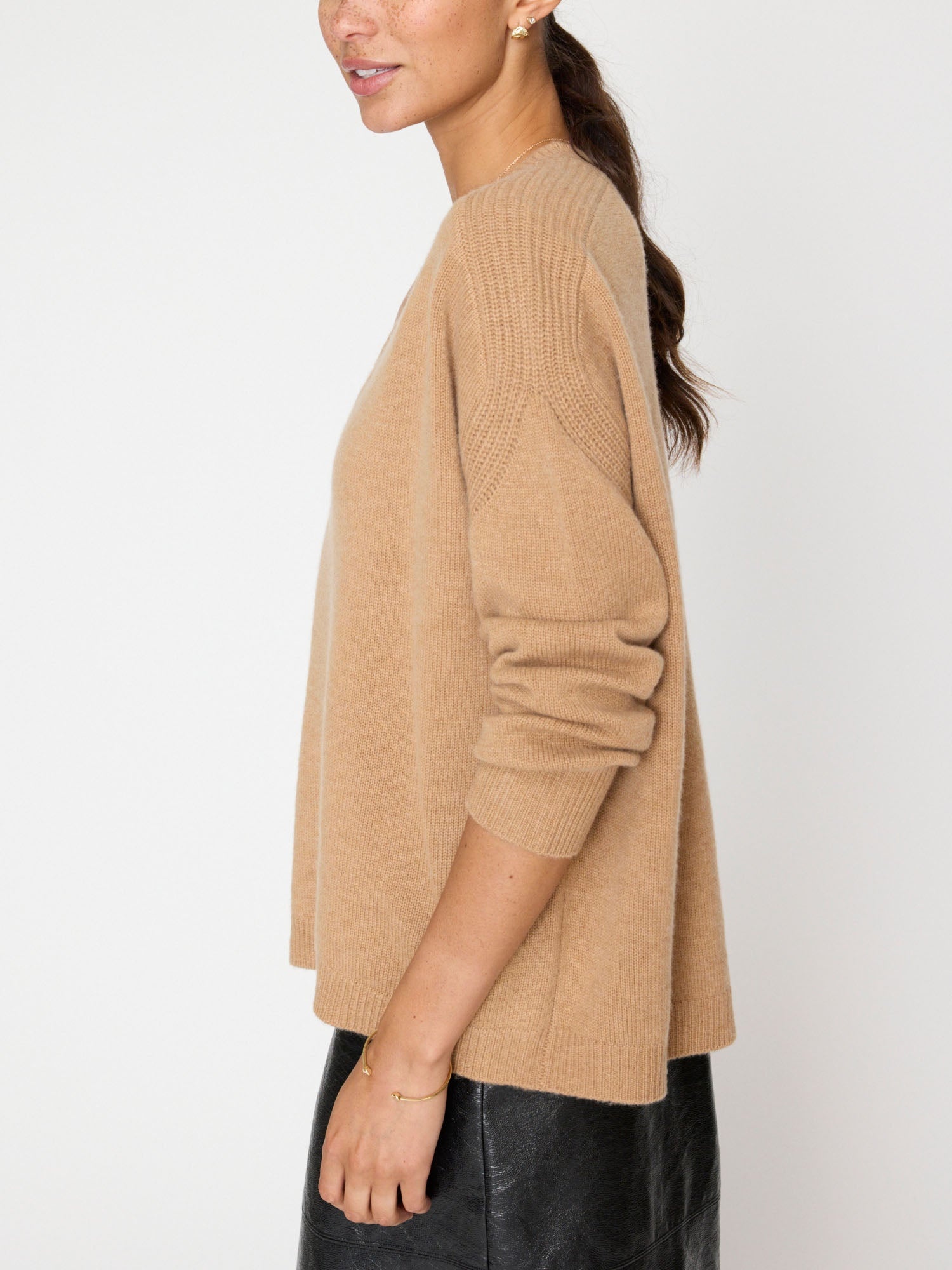 The James Vee Sweater - 4