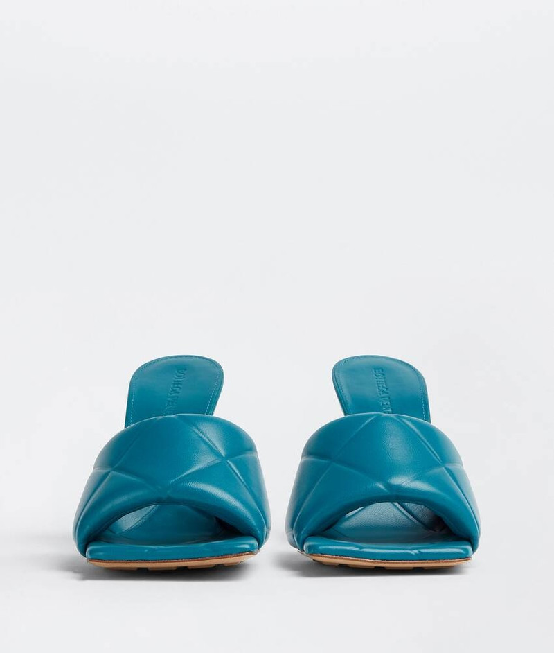 Bottega Veneta rubber lido outlook