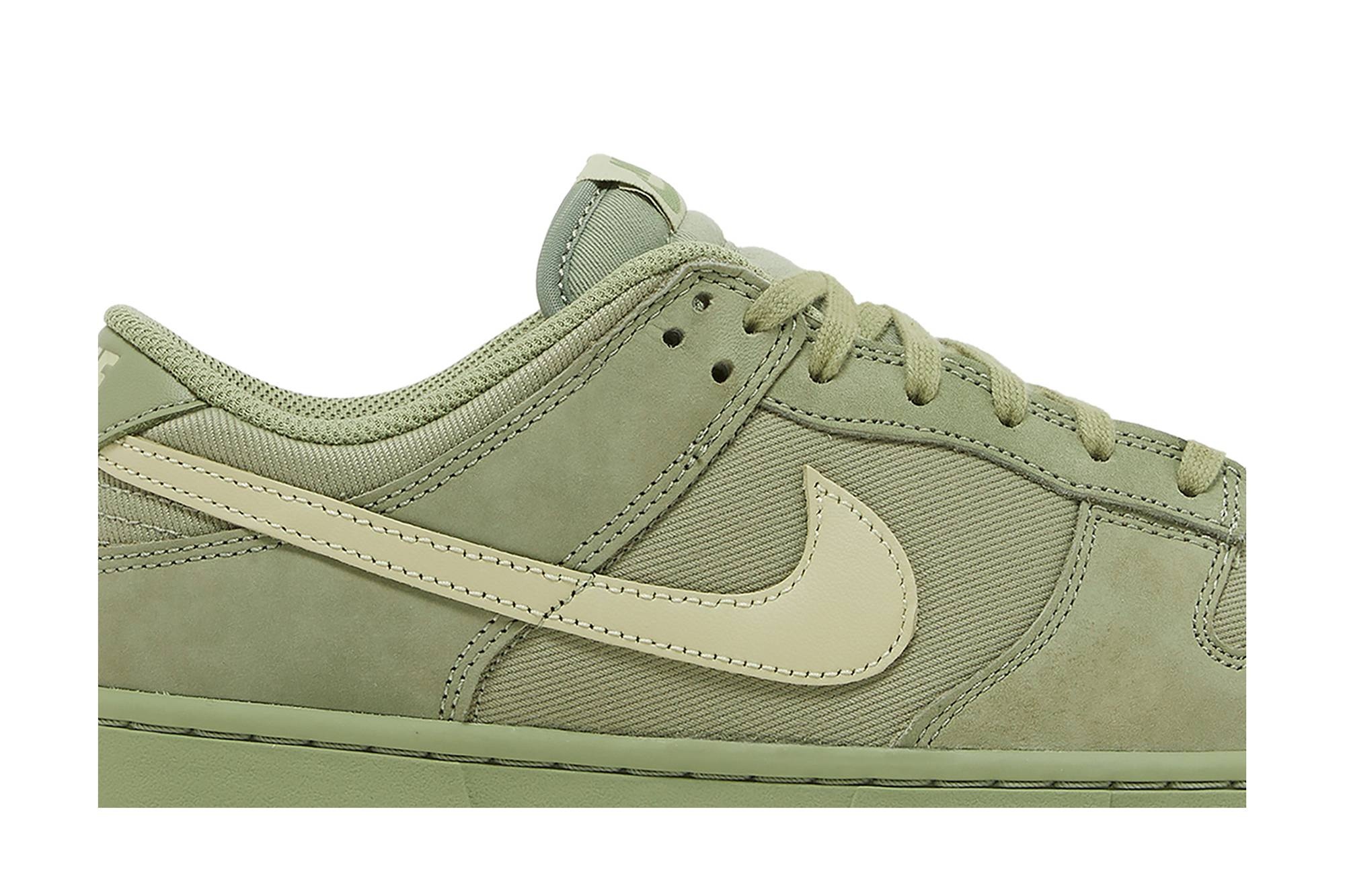 Dunk Low Premium 'Oil Green' - 2