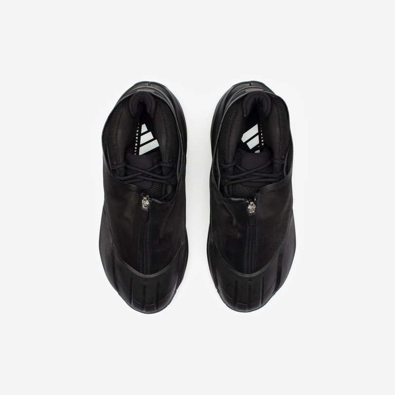 Crazy IIInfinity "Triple Black"스니커머스 9