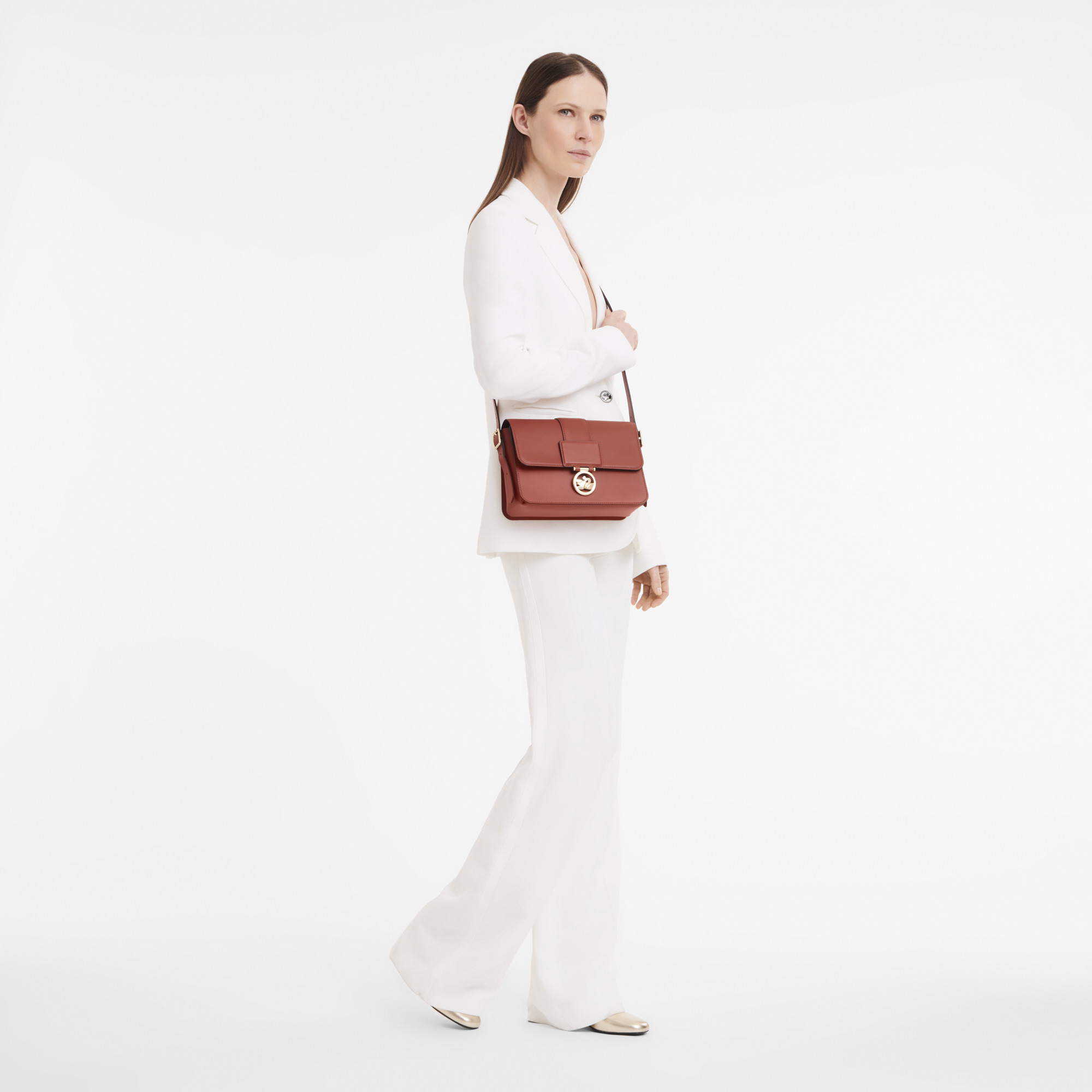 Box-Trot M Crossbody bag Mahogany - Leather - 2