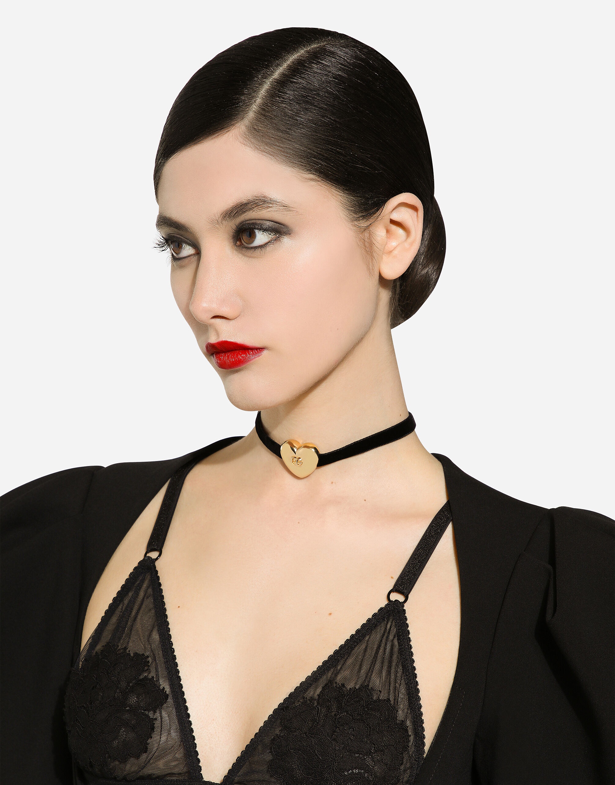 Velvet ribbon necklace with DG logo heart - 2
