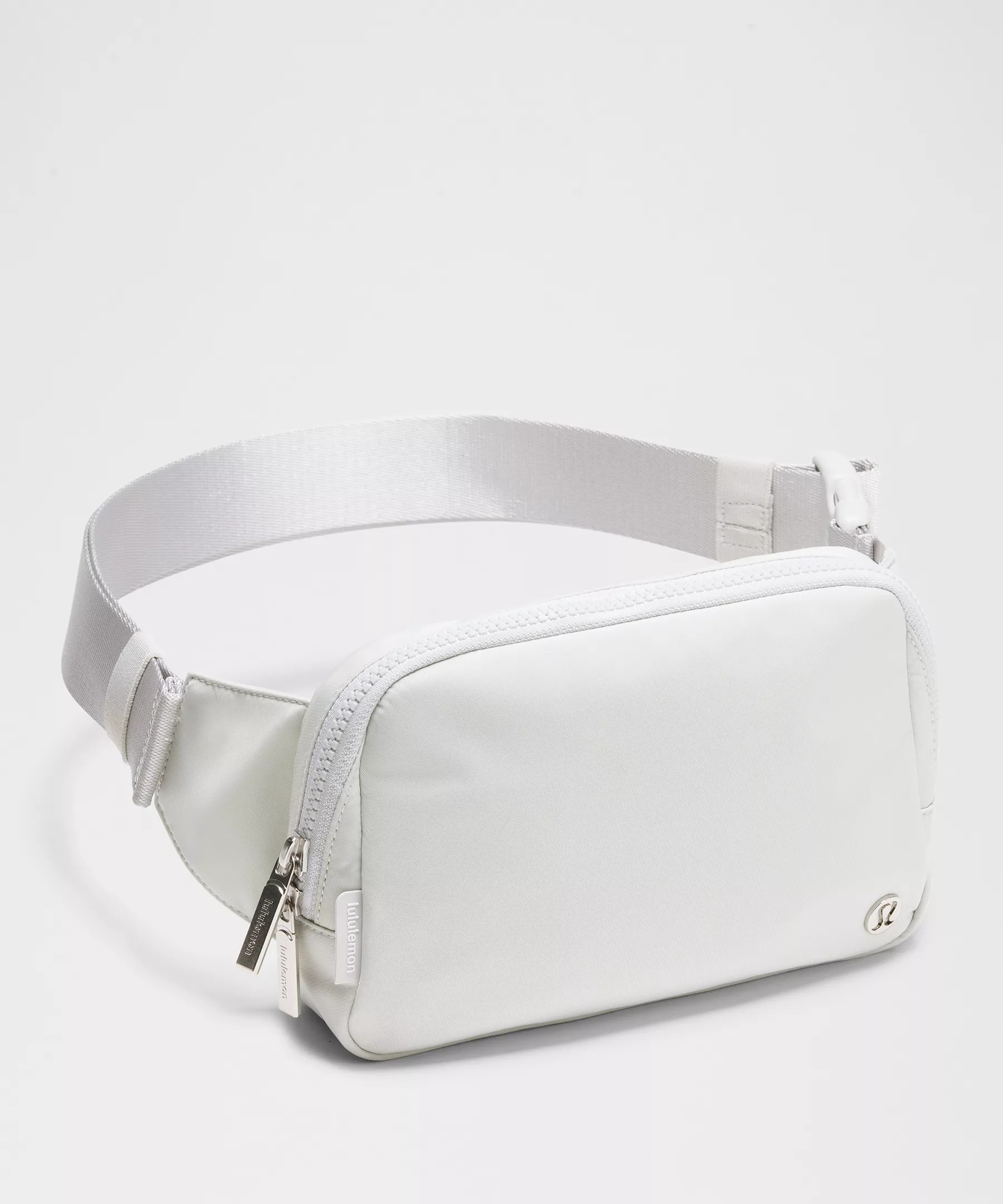 Everywhere Belt Bag Large 2L - 4
