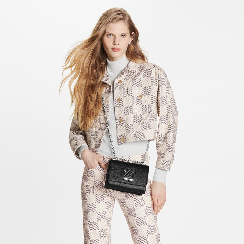 Louis Vuitton Twist PM outlook