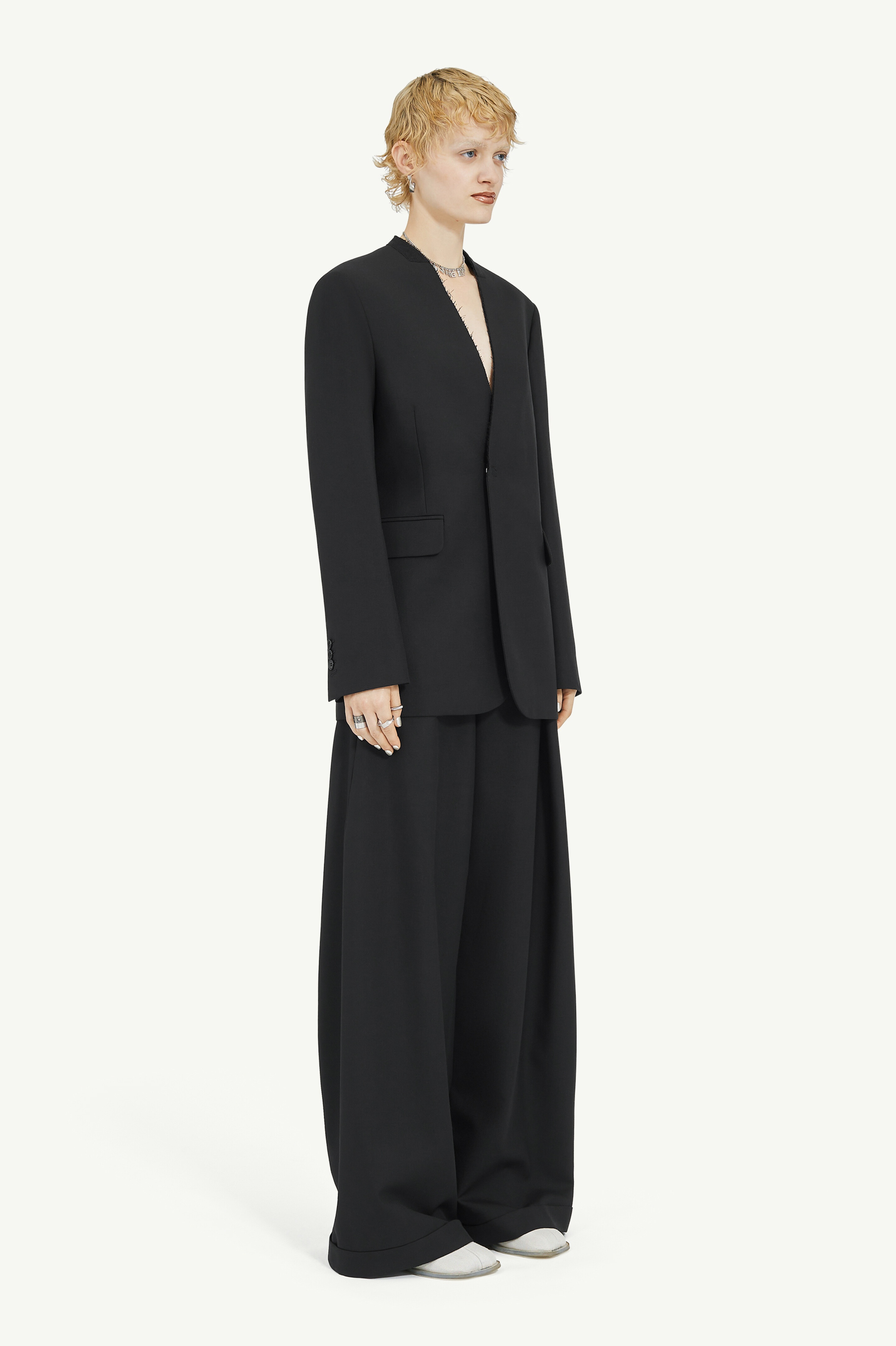 Collarless Padded Suit Jacket - 3