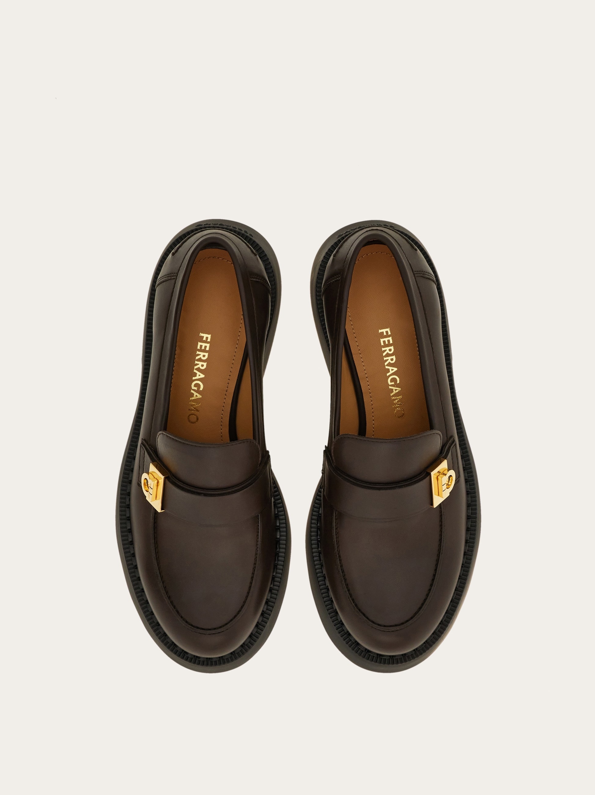 Hug buckle chunky loafer - 2