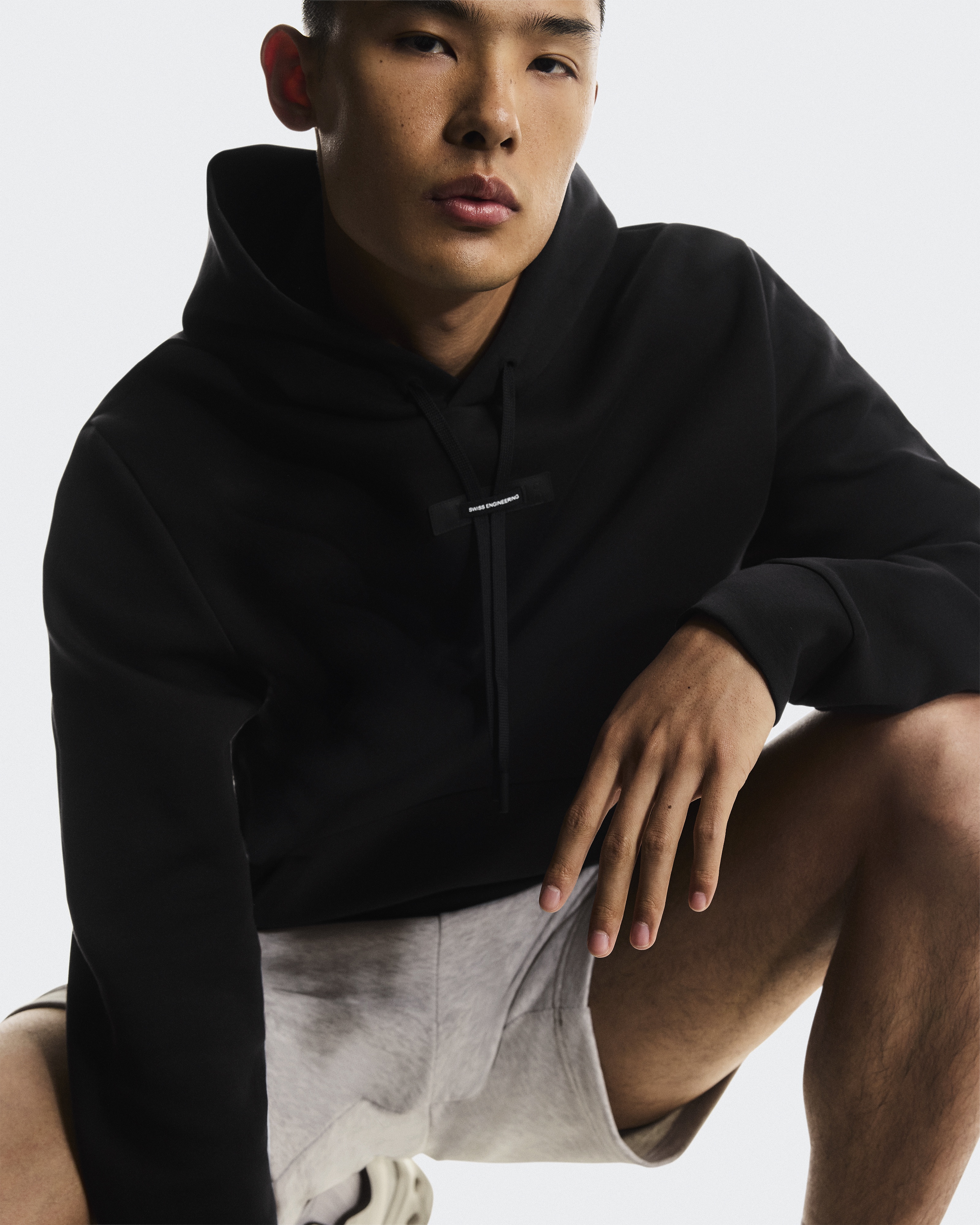 Focus Tech Hoodie - 5