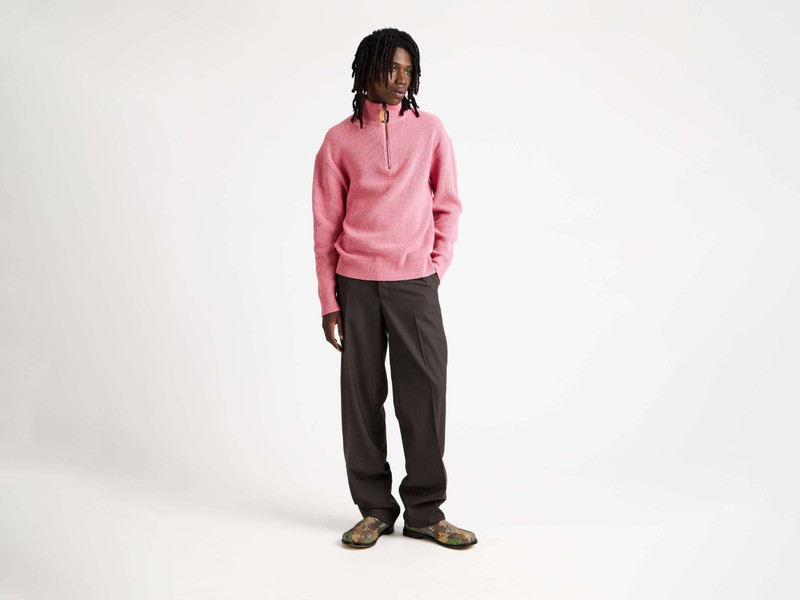 JW Anderson MENS HALF ZIP JUMPER IN BUBBLEGUM outlook