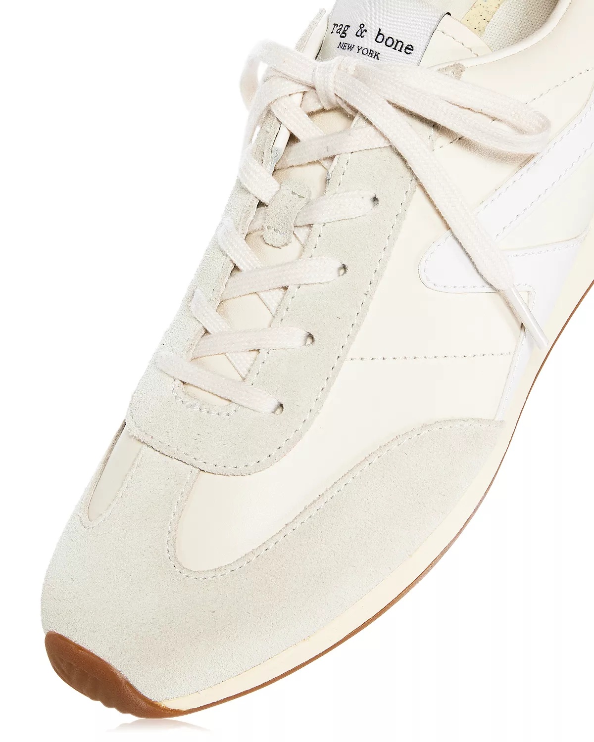 Women's Slim Retro Low Top Sneakers - 6