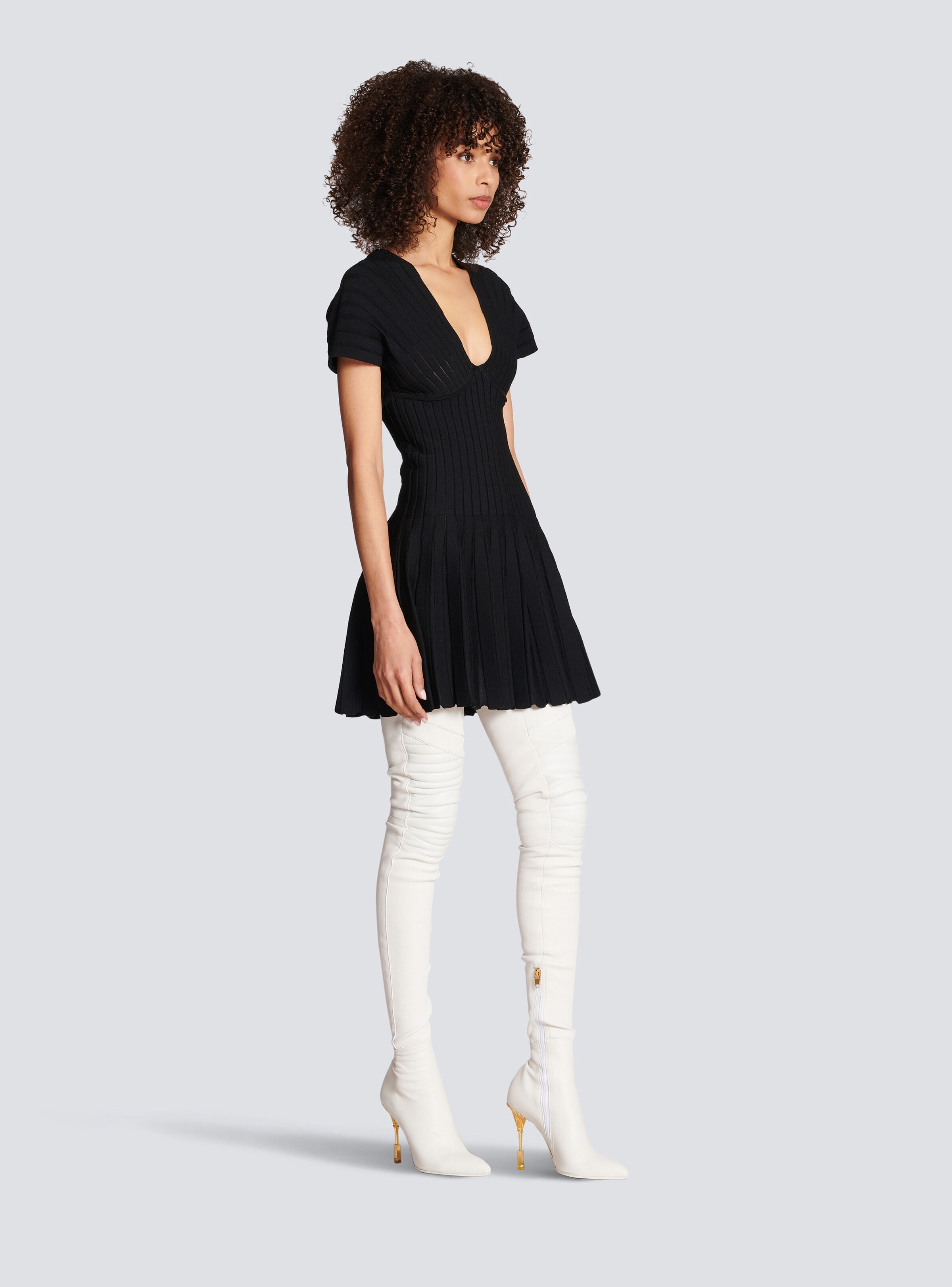 Short pleated knit dress - 3