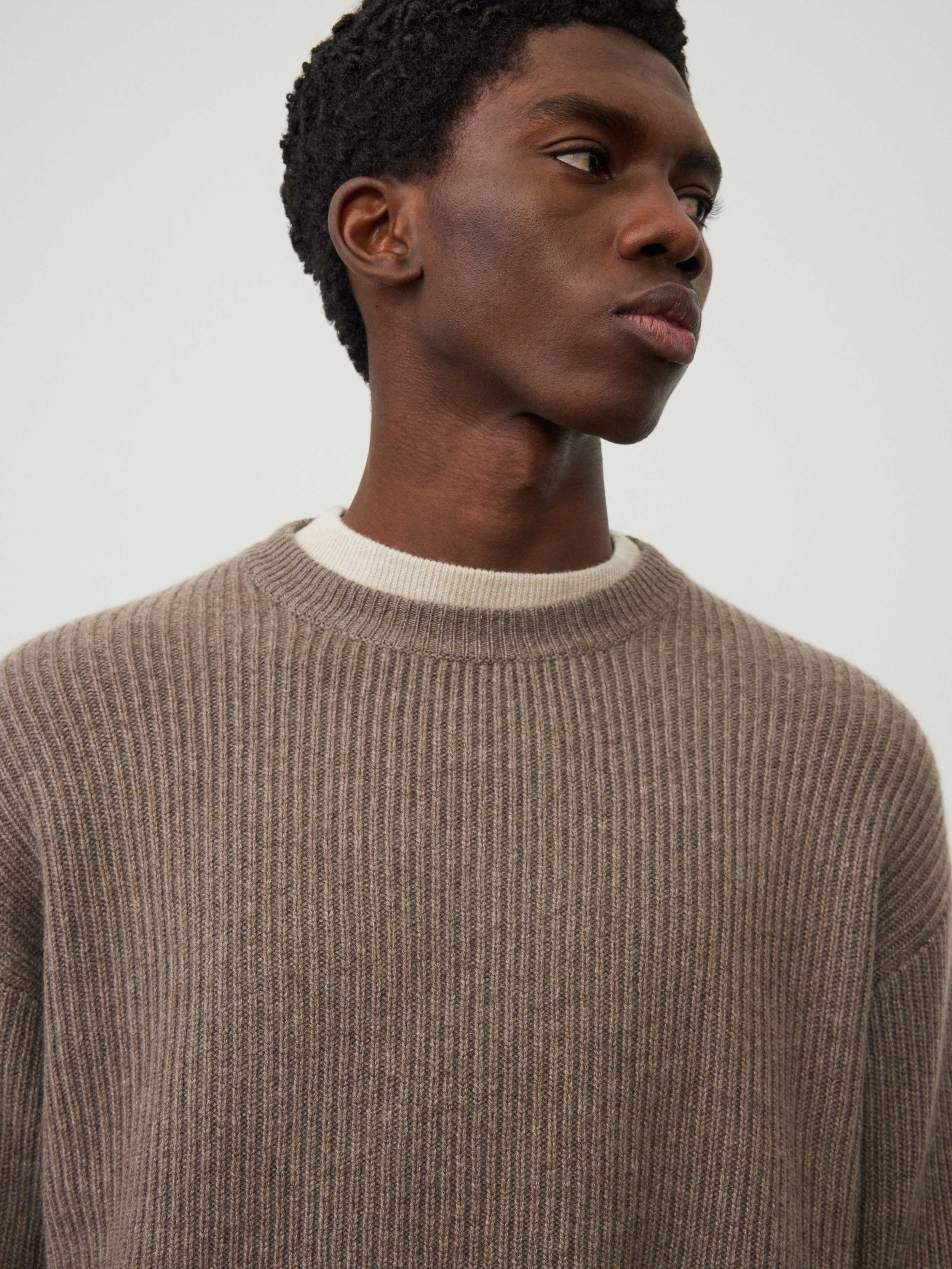 The William Sweater - 4