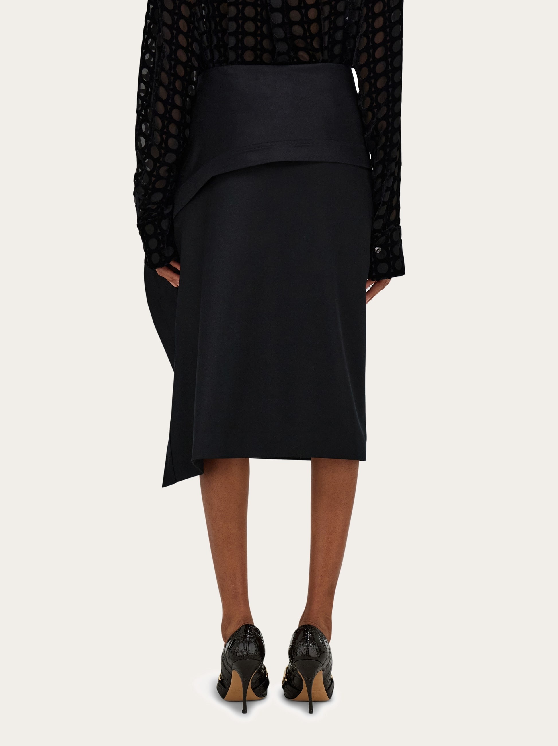 Asymmetric skirt with peplum detail - 4