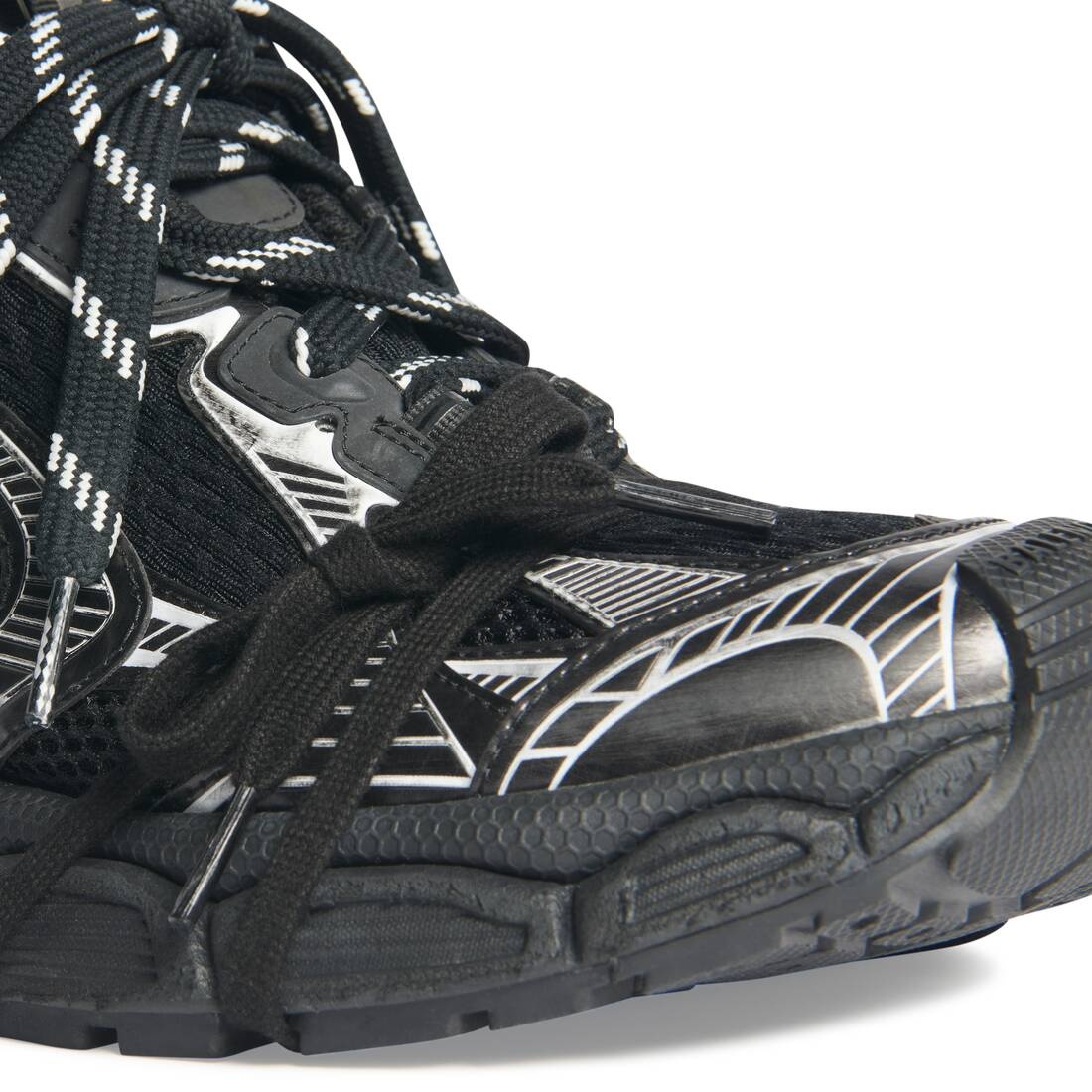 Women's 3xl Sneaker  in Black - 8