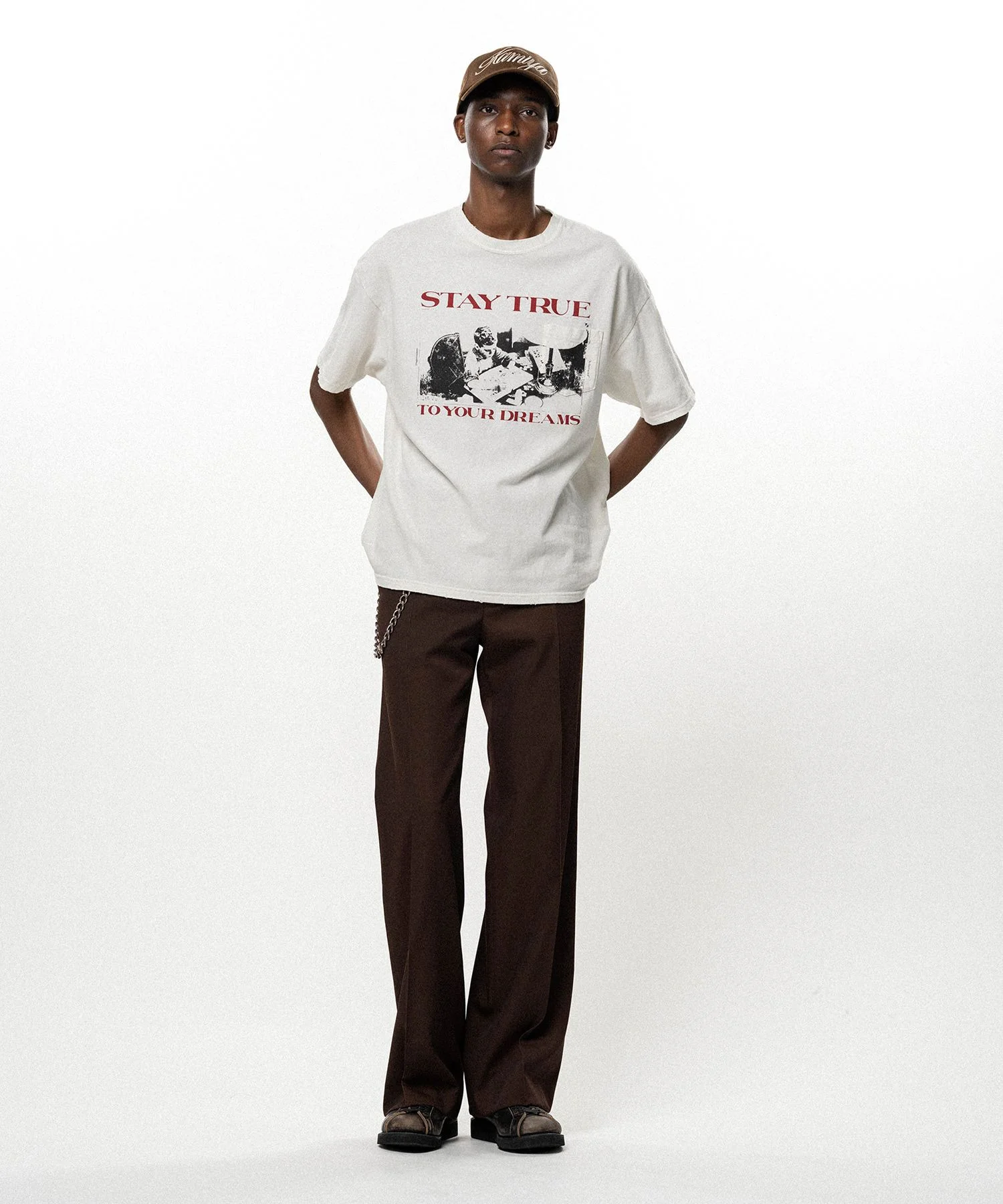 "STAY TRUE TO YOUR DREAM" Distressed Pocket T-shirt - 1