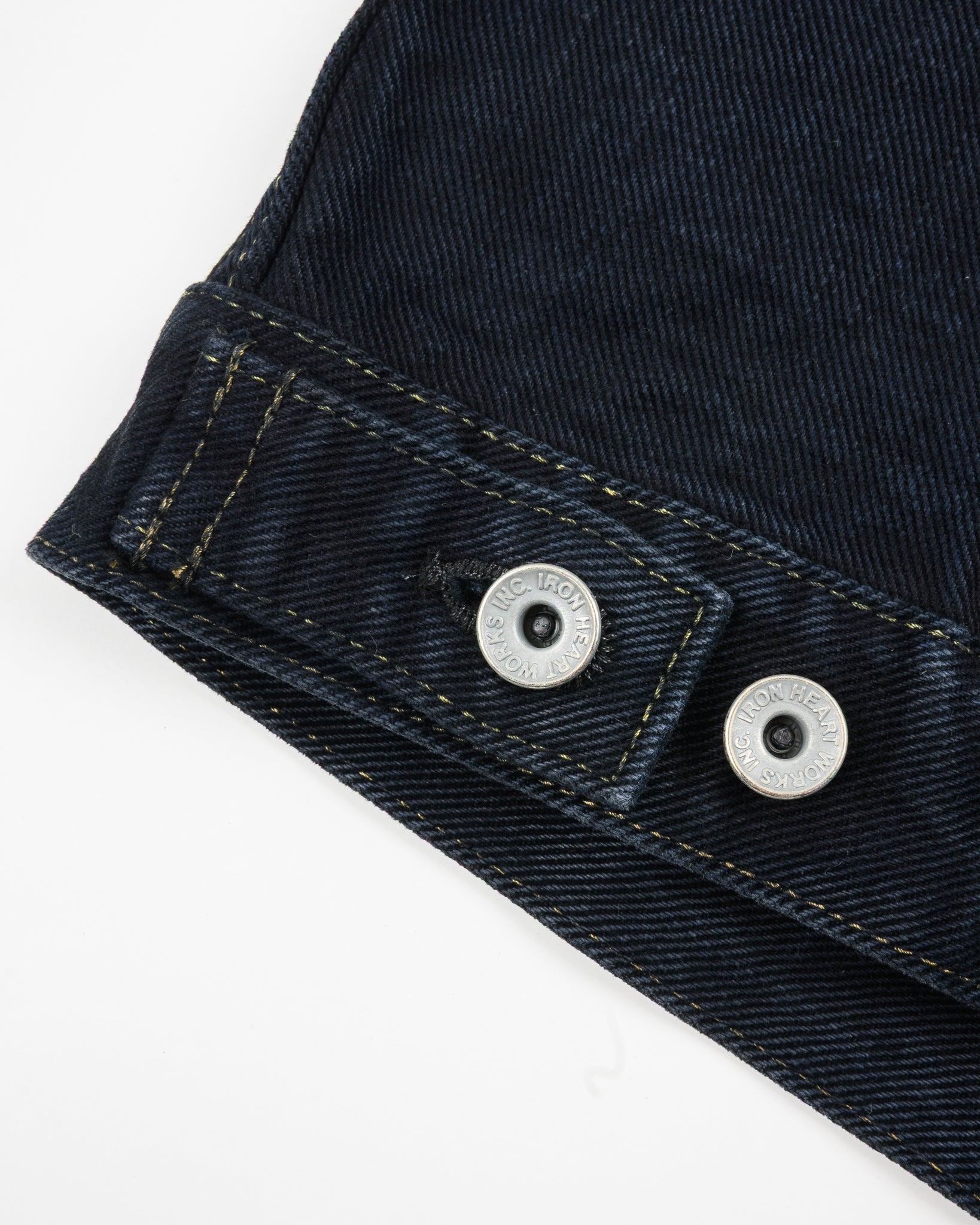 IH-526Lod 19oz Left-Hand Twill Selvedge Denim Type III Jacket -  Indigo Overdyed Black - 14