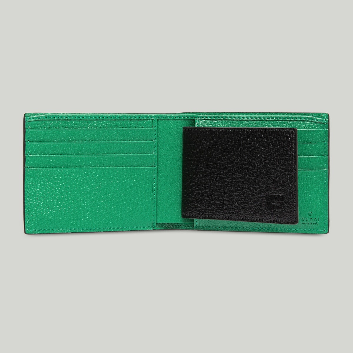 Folding wallet with G detail - 2