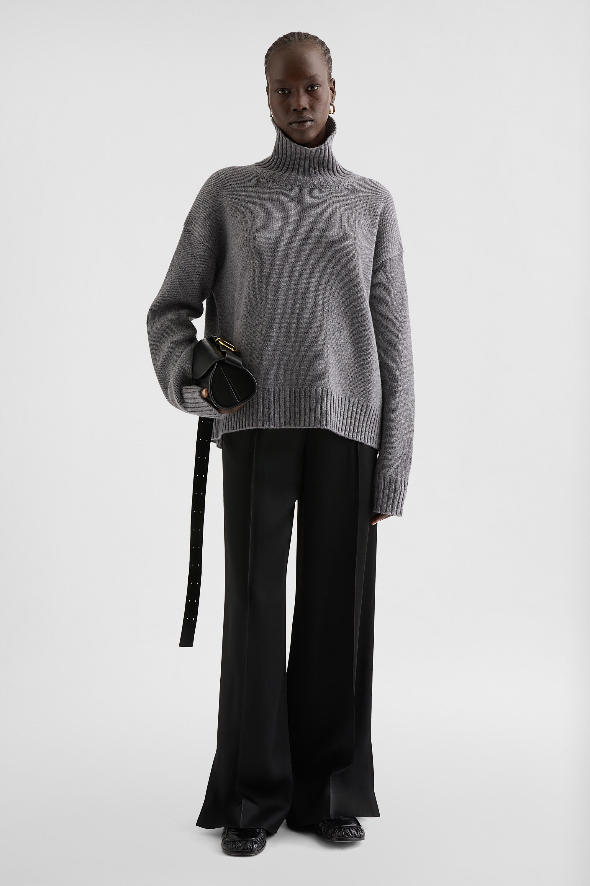 Cashmere Blend High-Neck Sweater - 3