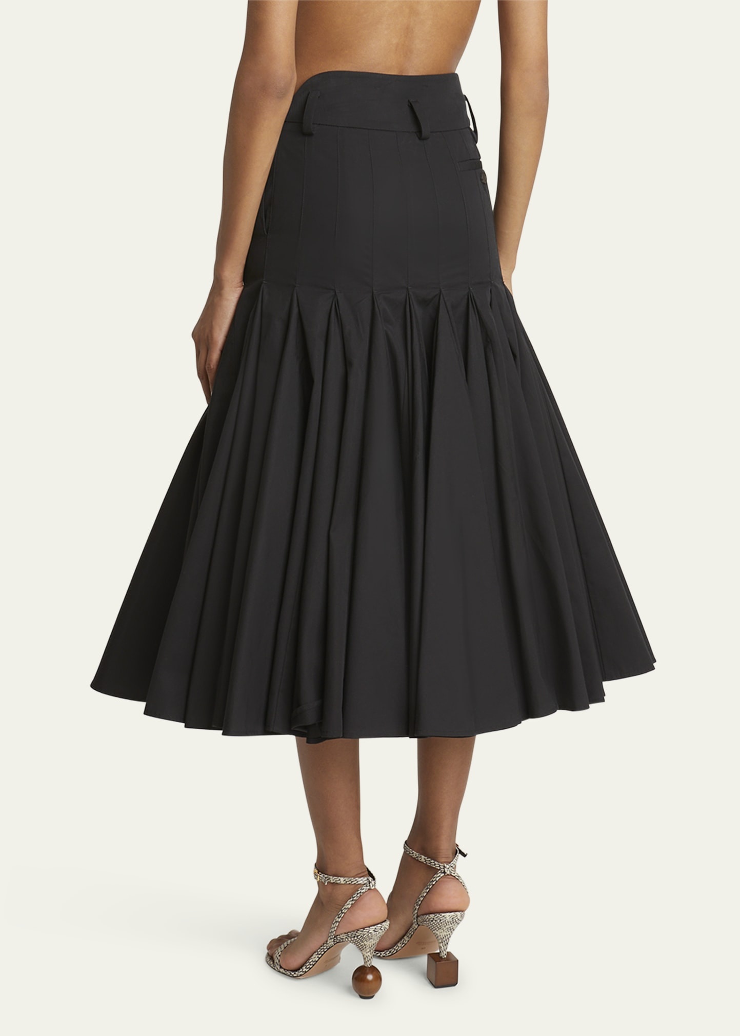 スカート Jacquemus 'La Jupe Agave' skirt JACQUEMUS Agave Drop-Waist Pleated Flare Midi Skirt