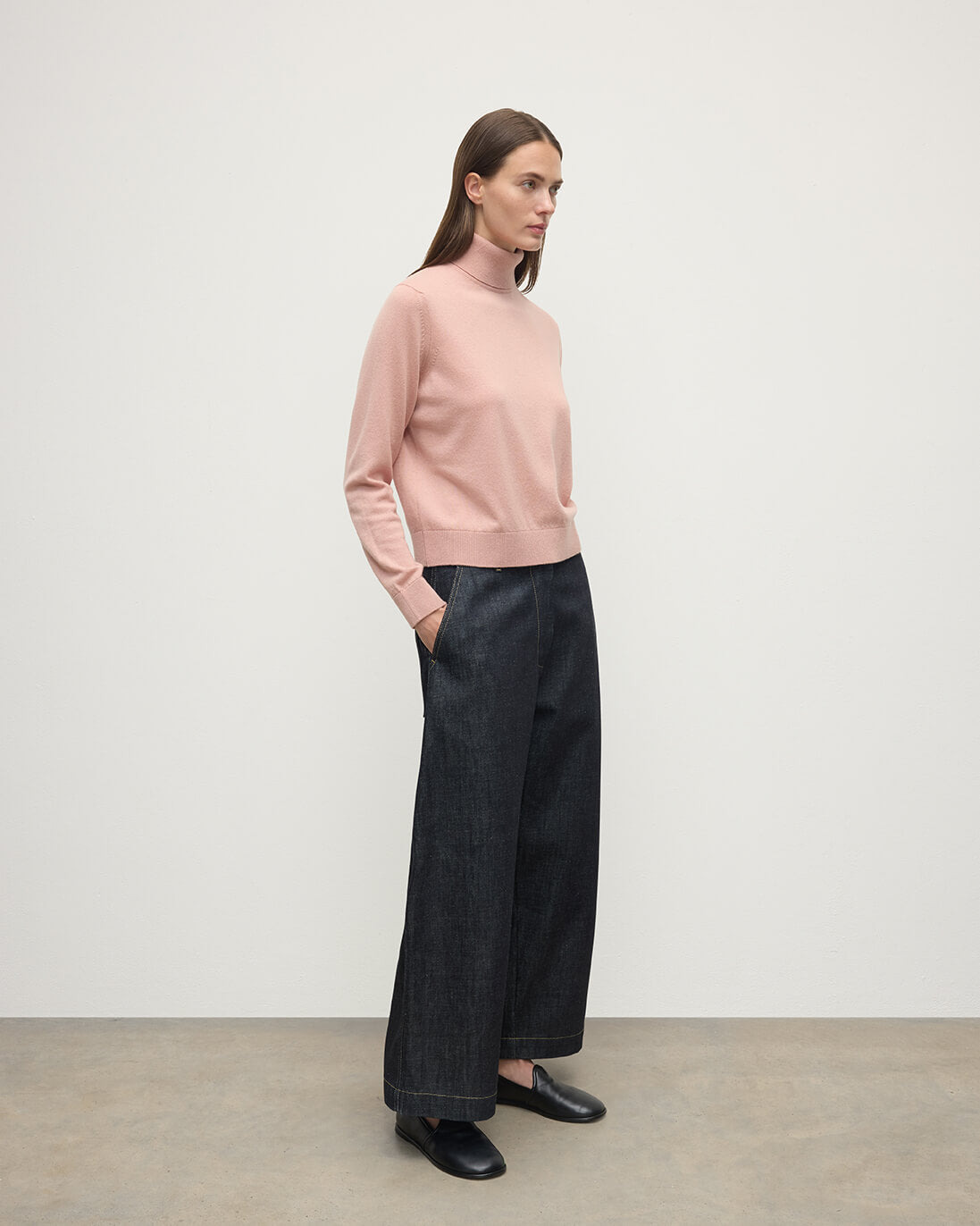 Classic Cashmere Pink Roll Neck Jumper - 3