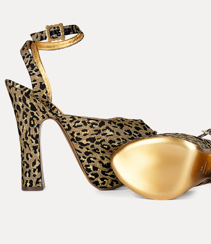 VARGAS ELEVATED SANDAL 5