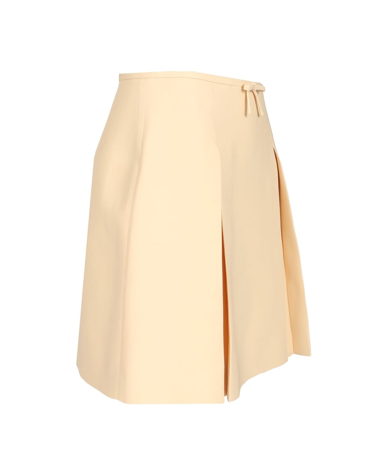 Short Skirt With Bow - 3