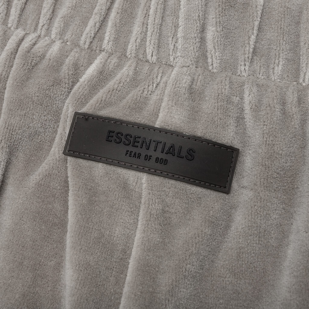 ESSENTIALS WOMEN'S VELOUR BEACH SHORT - DESERT TAUPE - 4