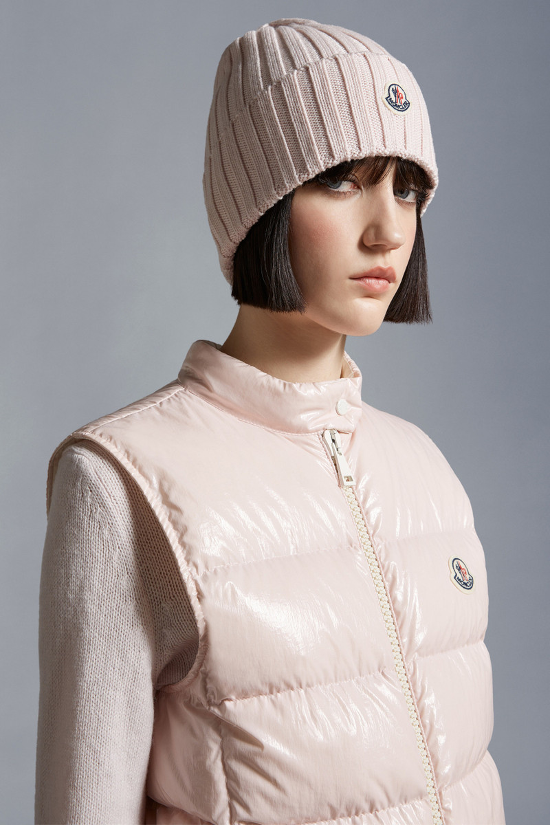 Moncler Wool Beanie outlook