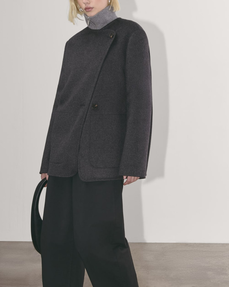 THE OCTOBER COAT 5