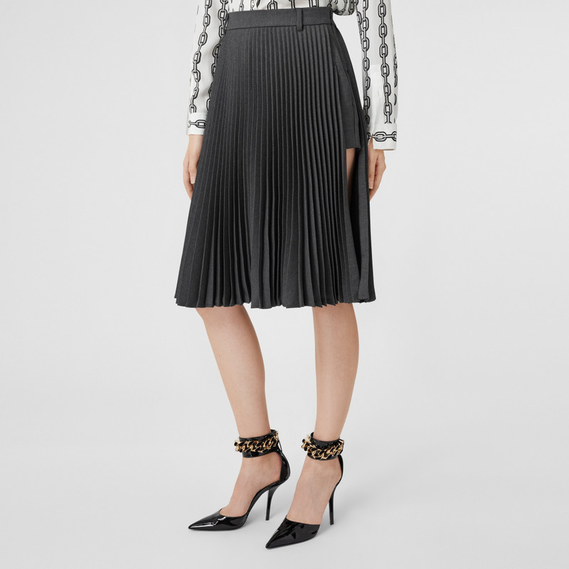 Pleated Panel Wool Blend Shorts 5